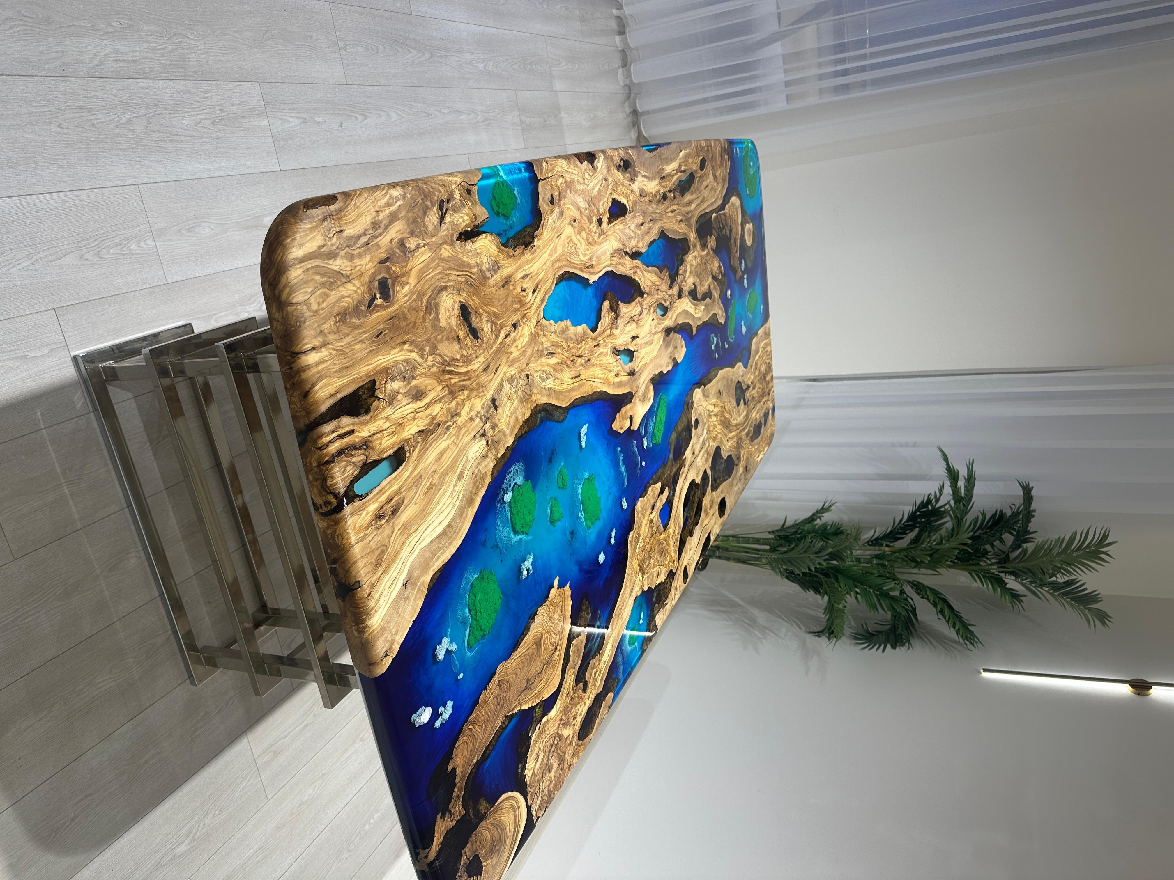 Tavolo da pranzo in resina epossidica blu Oliver - Tavolo in resina personalizzato - Tavolo Wood in vendita 8