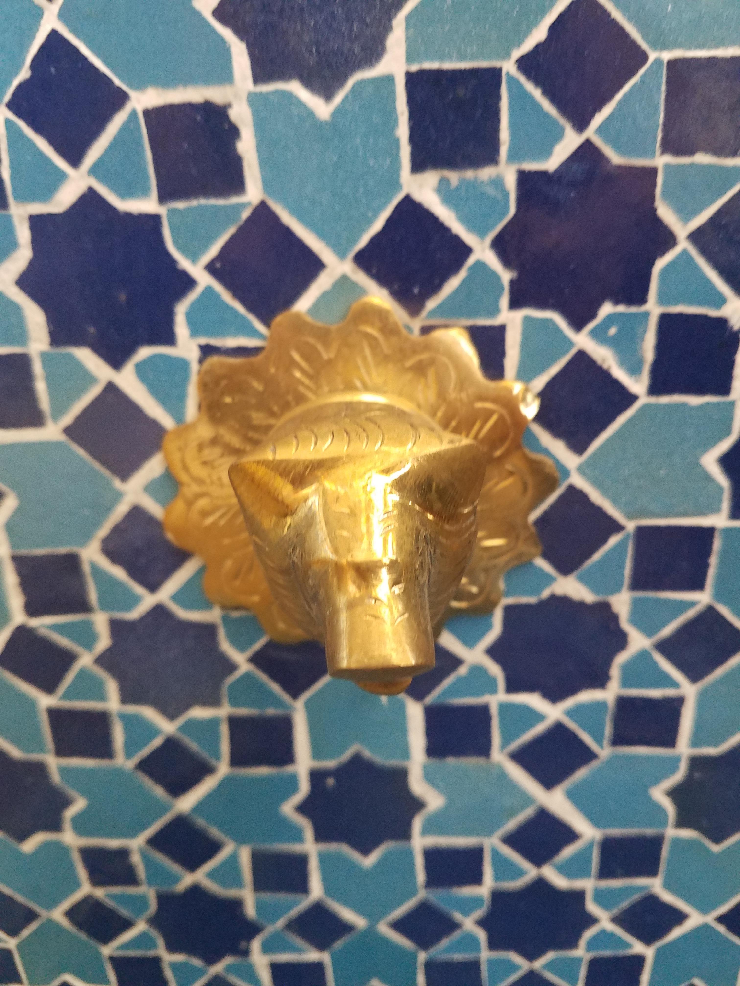 Just arrived !! Blue on Blue handmade Moroccan mosaic tile fountain made in Marrakech, Morocco. This amazing fountain measures approximately 41