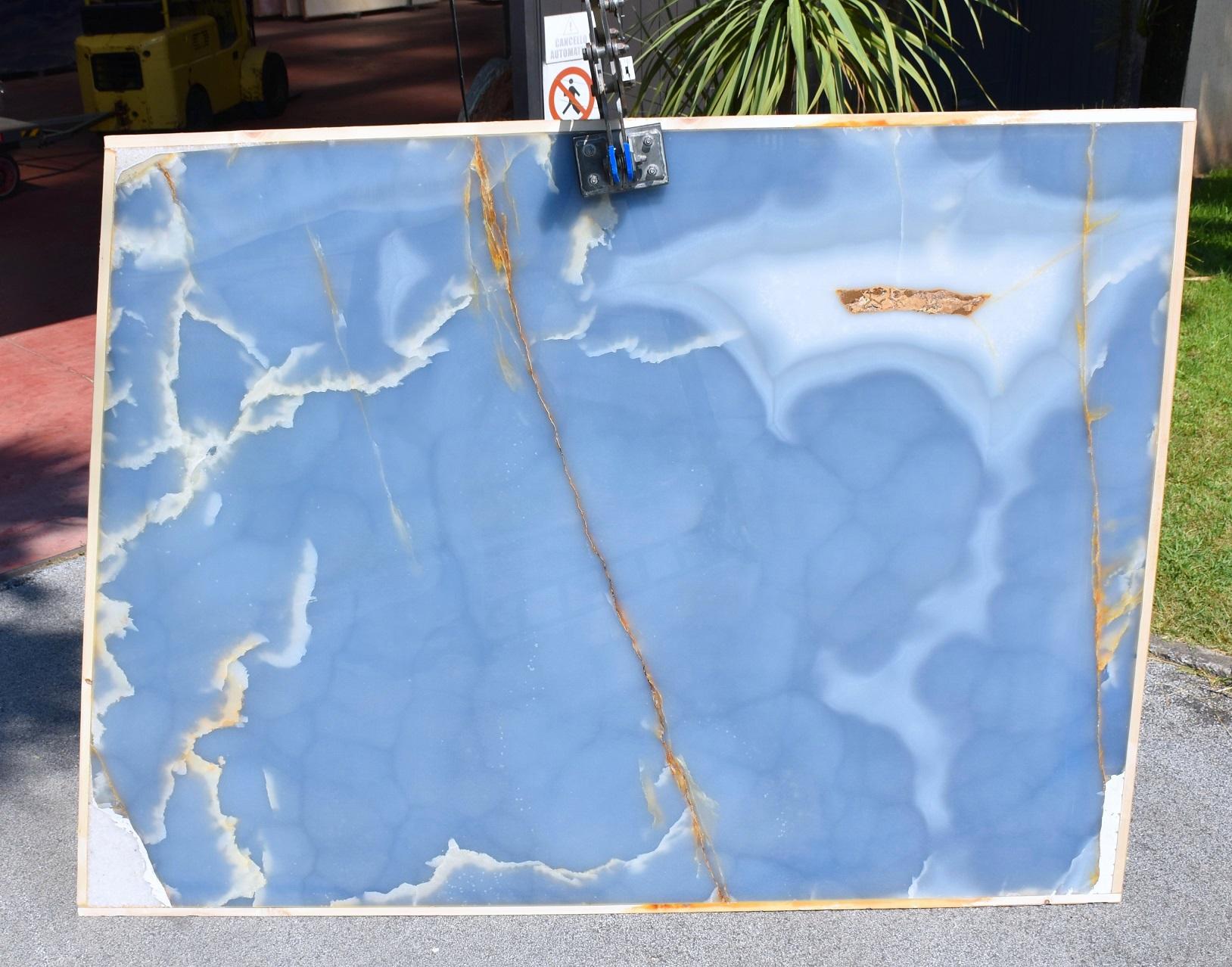  Konsolentisch-Wandspiegel aus blauem Onyx-Marmor, Stahlringsockel mit Sammlerdesign (Moderne) im Angebot