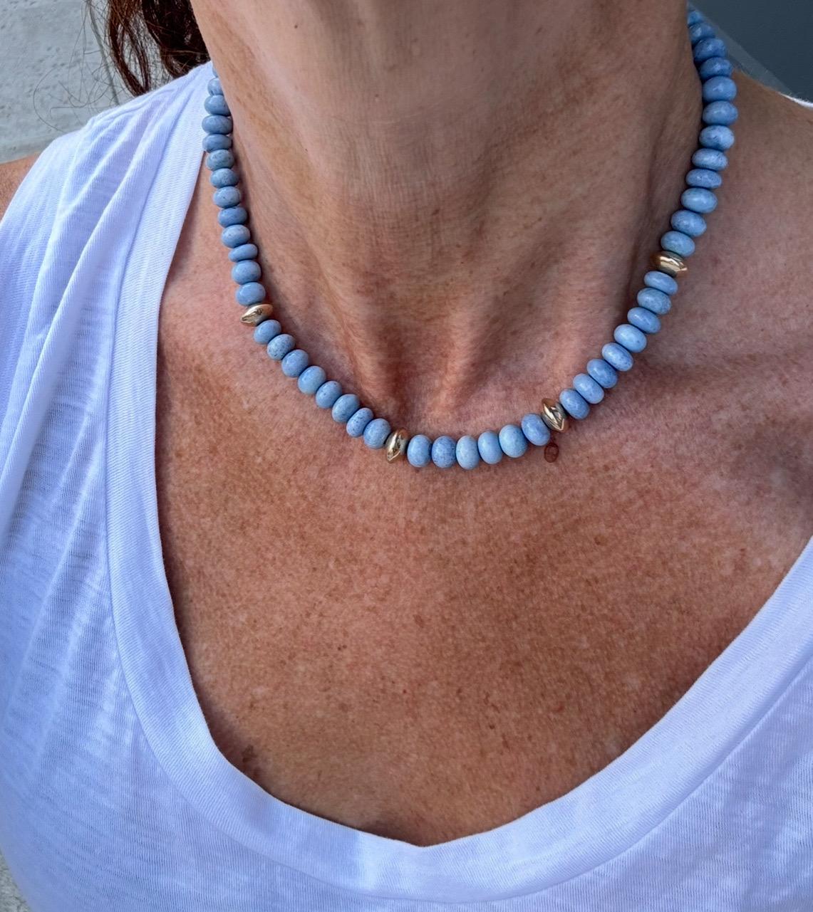 Blue Opal and 14k Gold Necklace In New Condition For Sale In New York, NY