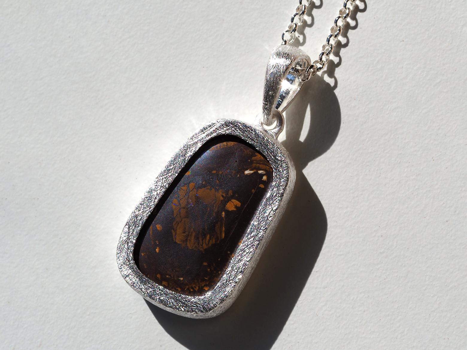Blauer Opal Halskette 925 Sterling Silber Australischer Boulder Opal Anhänger im Angebot 5
