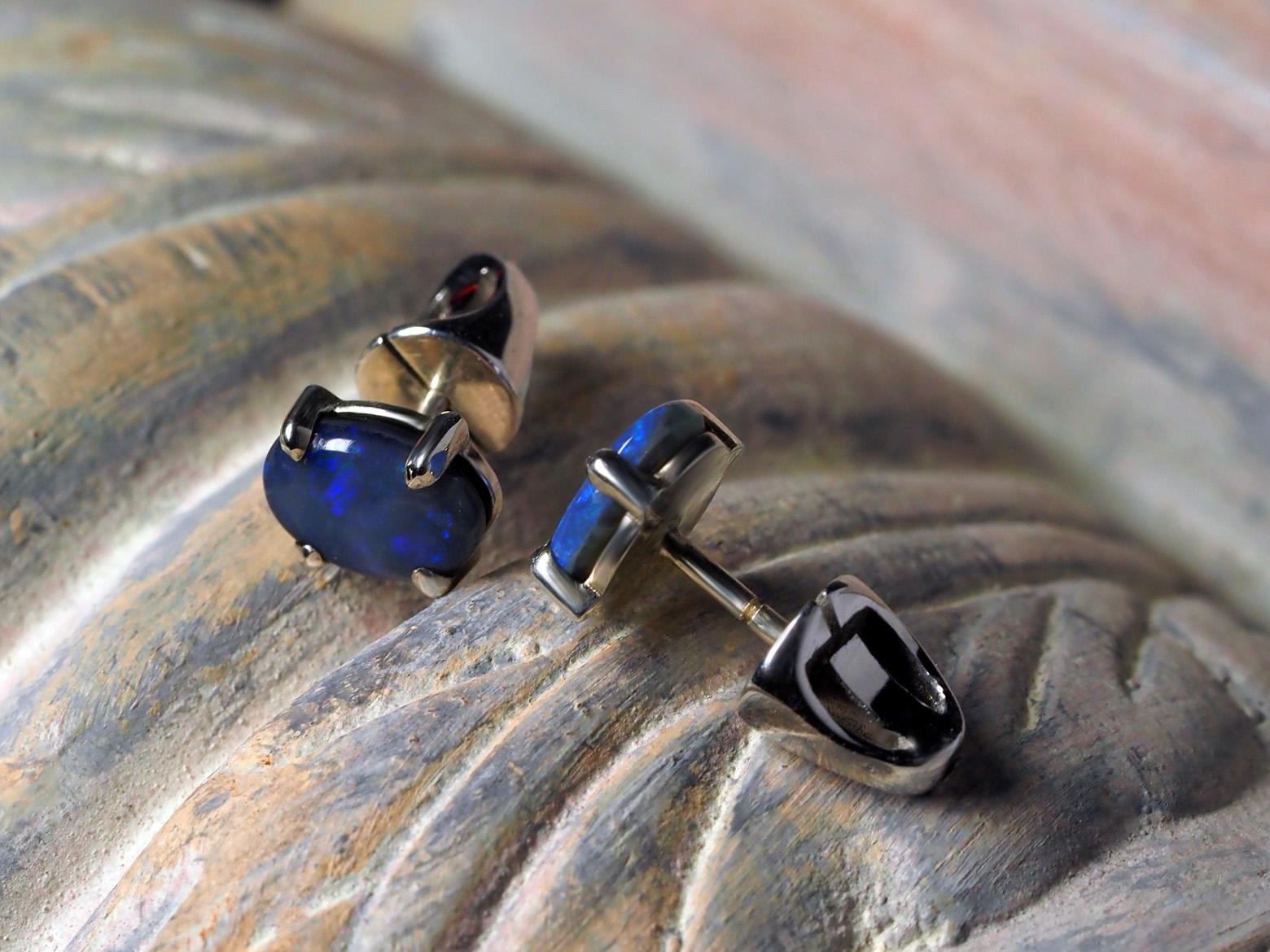 Blue Opal Silver Earrings Natural Australian opal Gemstone 2.6 carat wife gift For Sale 3