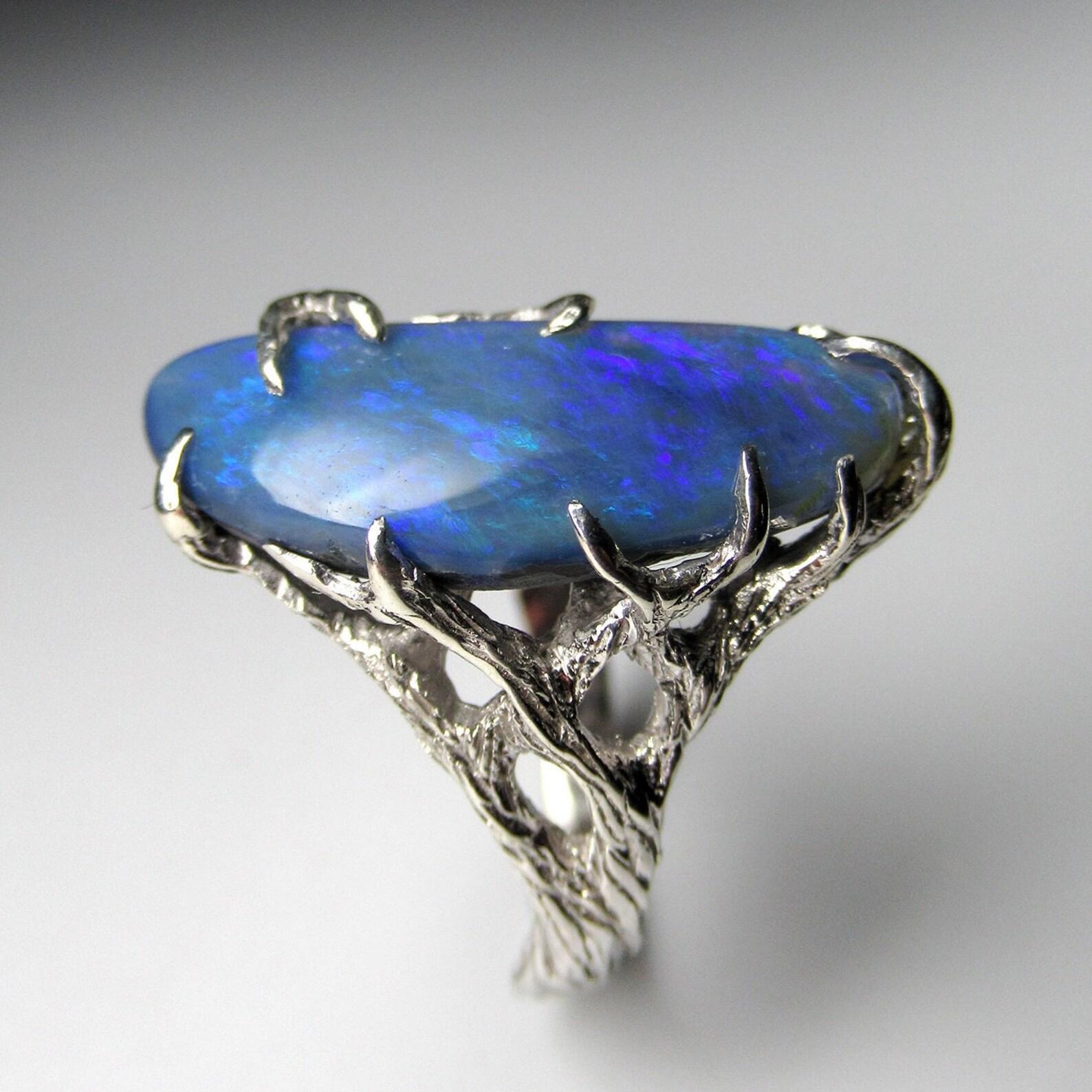 Bague unisexe en argent et opale bleue, pierre précieuse australienne naturelle Milky Way  Unisexe en vente
