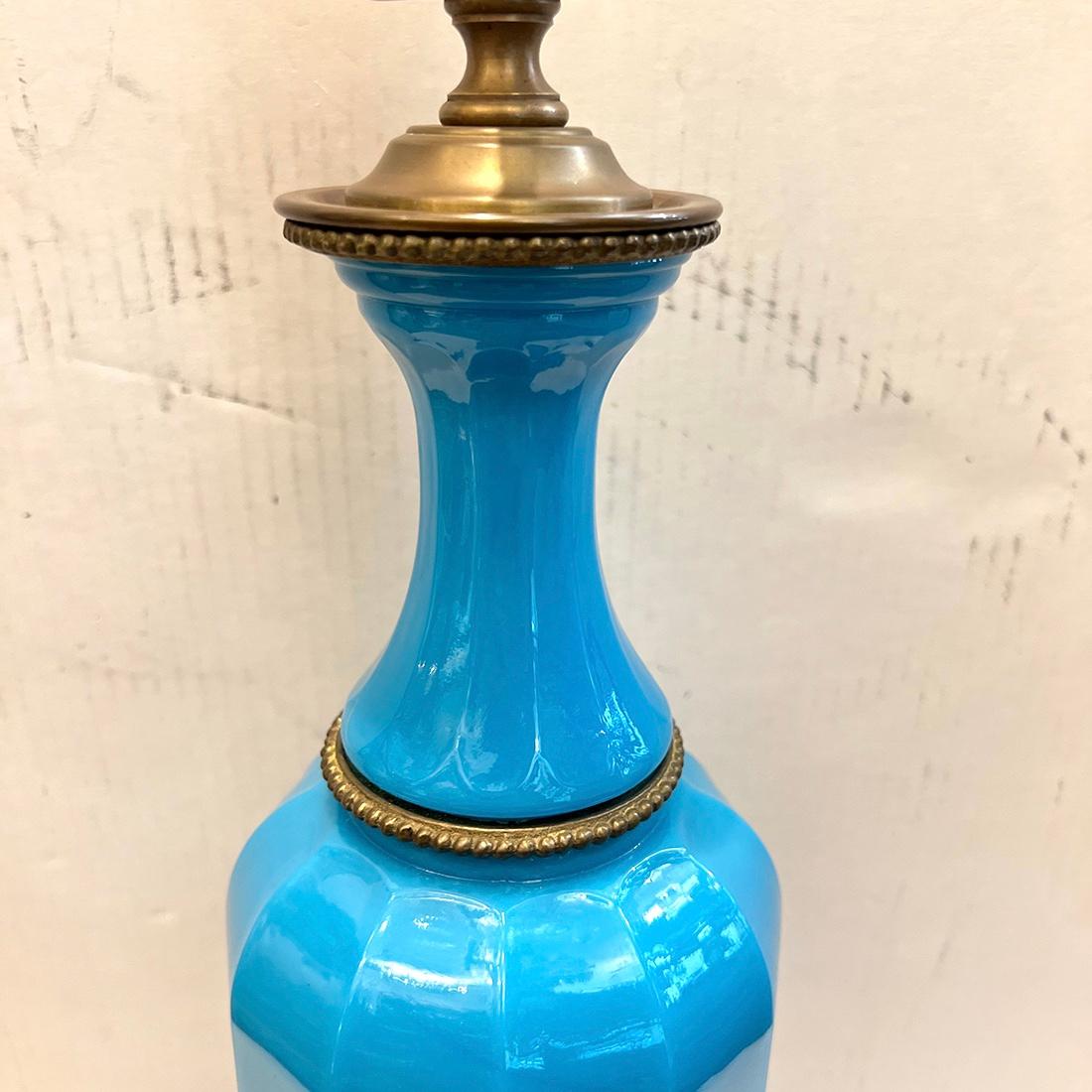 Blue Opaline Glass Table lamp In Good Condition For Sale In New York, NY