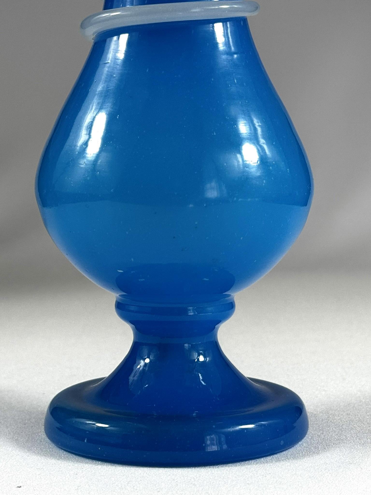 Blue Opaline glass vase with snake-shaped spiral  19 th century For Sale 1