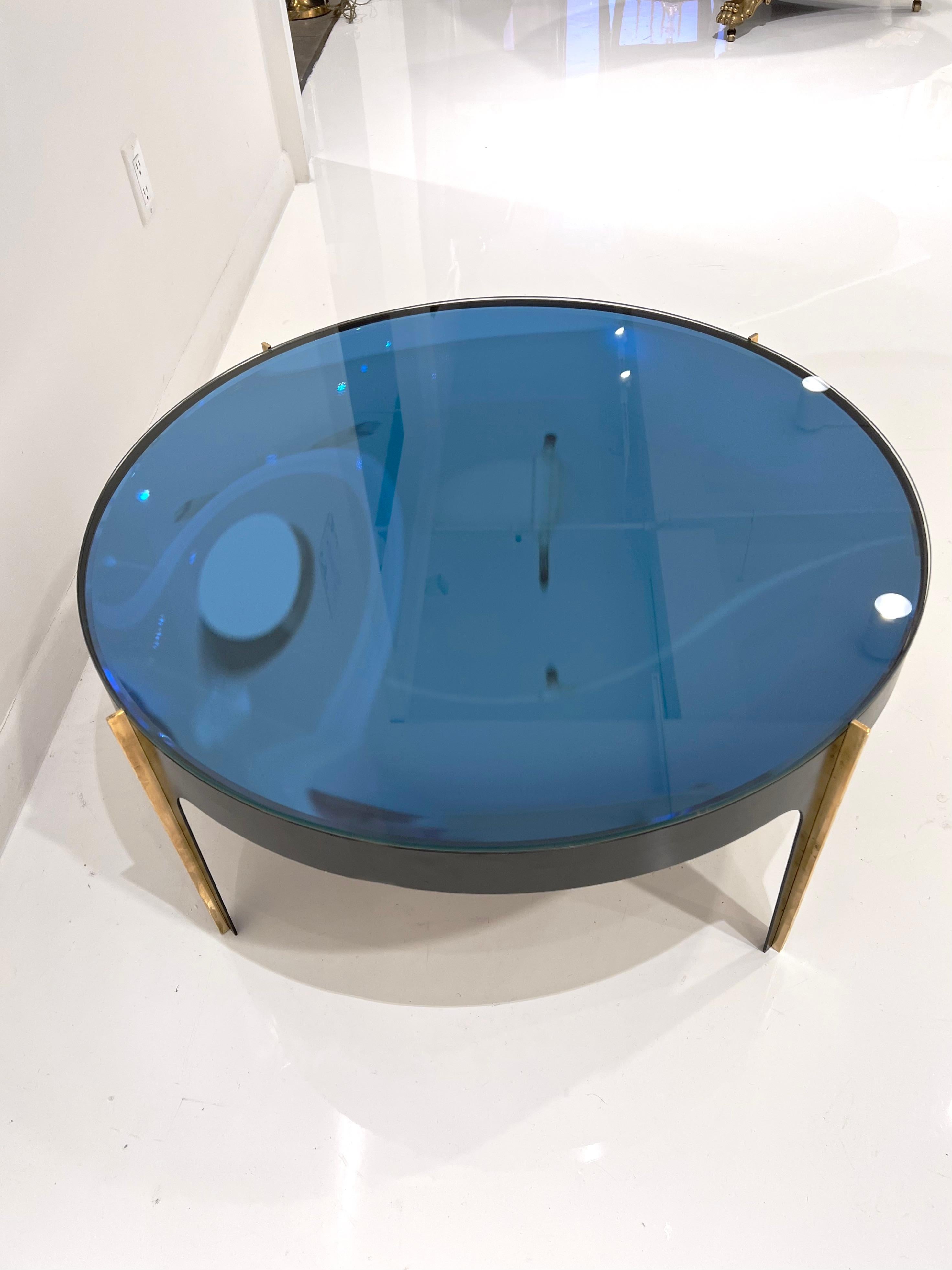 Blue Optical Glass Cocktail Table in the style of Max Ingrand For Sale 2