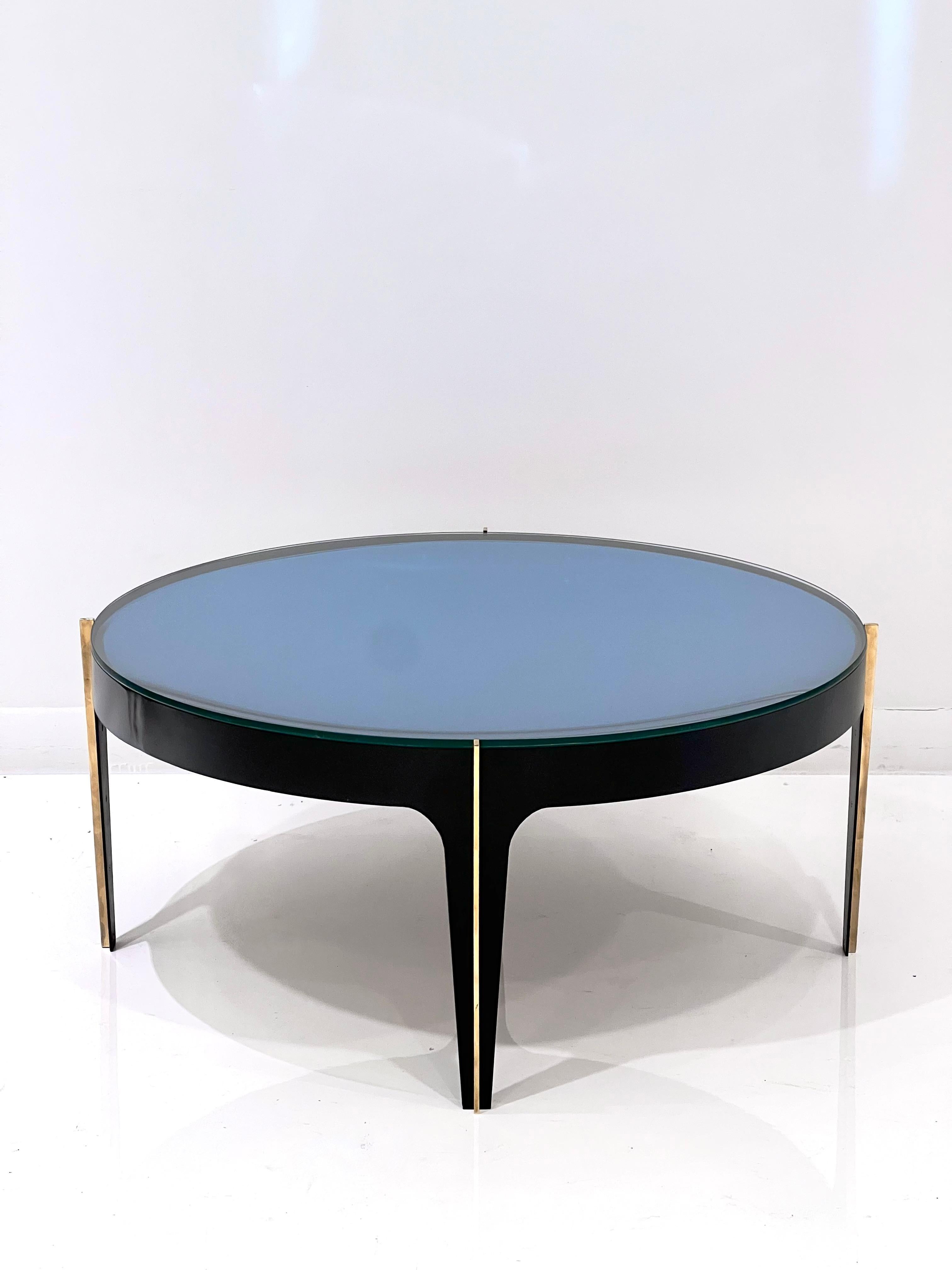 Blue Optical Glass Cocktail Table in the style of Max Ingrand For Sale 4