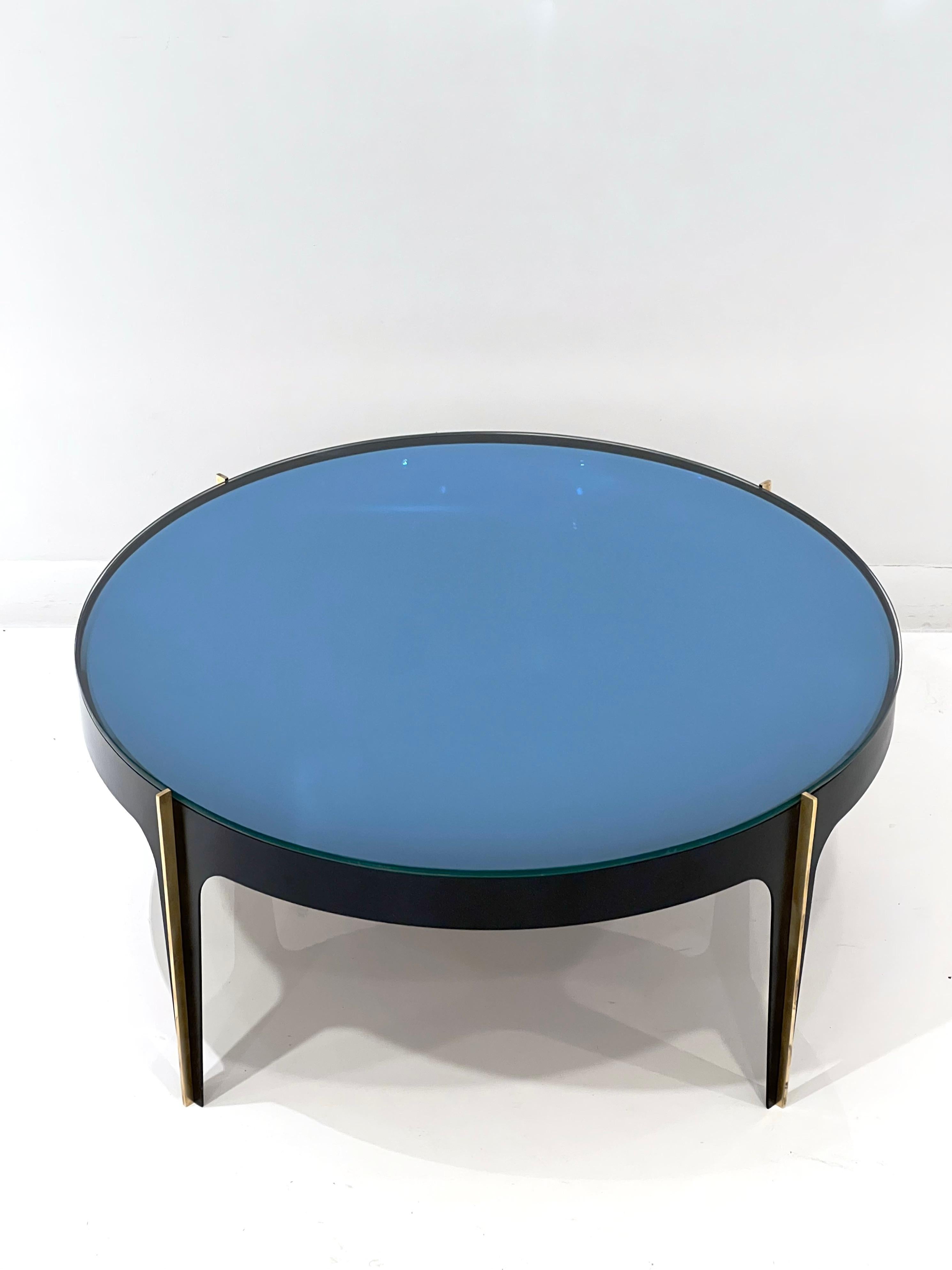 Blue Optical Glass Cocktail Table in the style of Max Ingrand In Good Condition For Sale In New York, NY