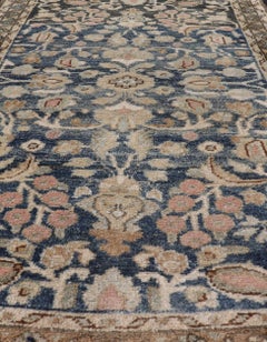 Tapis floral oriental beige et bleu de Keivan Woven Arts