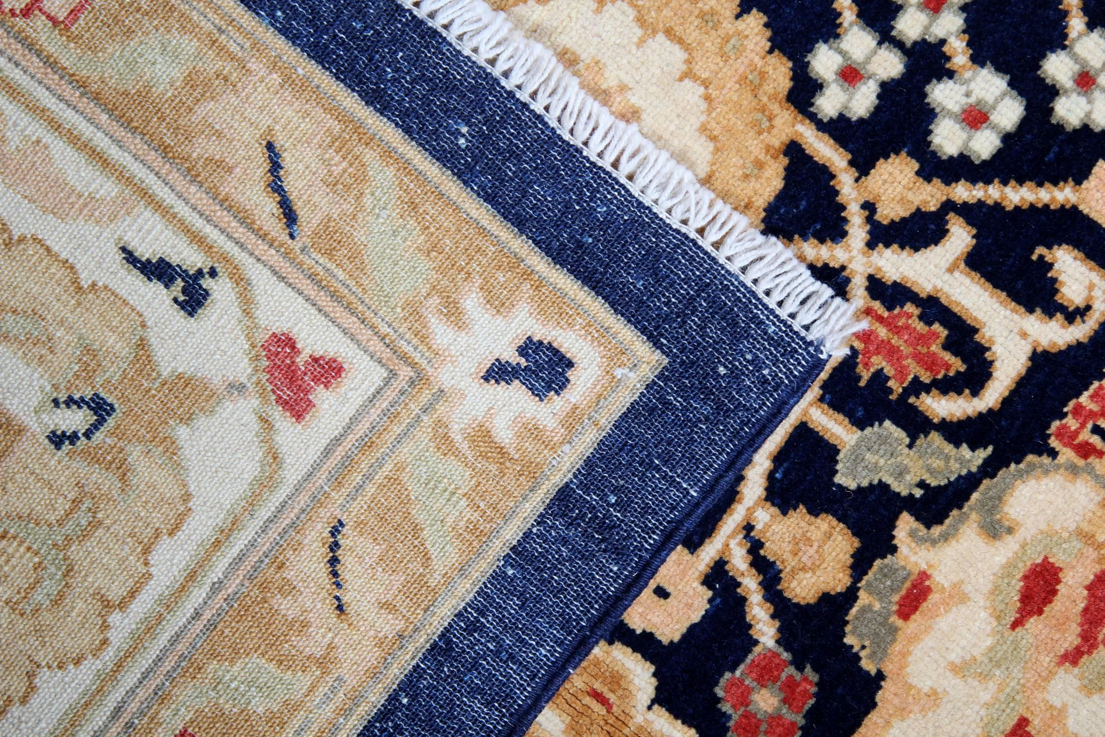 Blau Blaue orientalische Teppiche Gold Wohnzimmerteppiche Handgefertigte Teppiche (Sultanabad) im Angebot