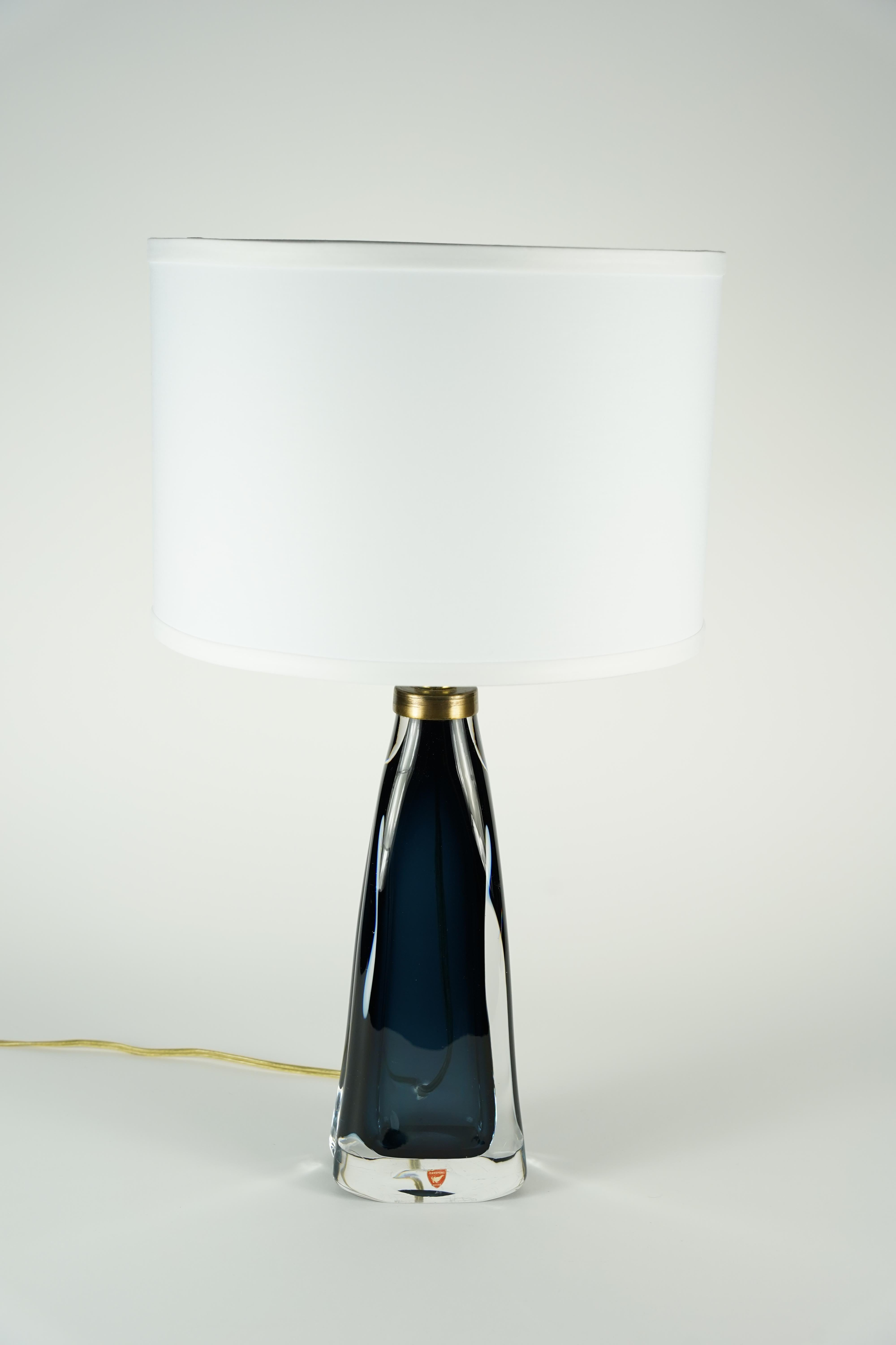 Lampe bleue d'Orrefors, Orrefors, Suède, 1960 Bon état - En vente à Bronx, NY