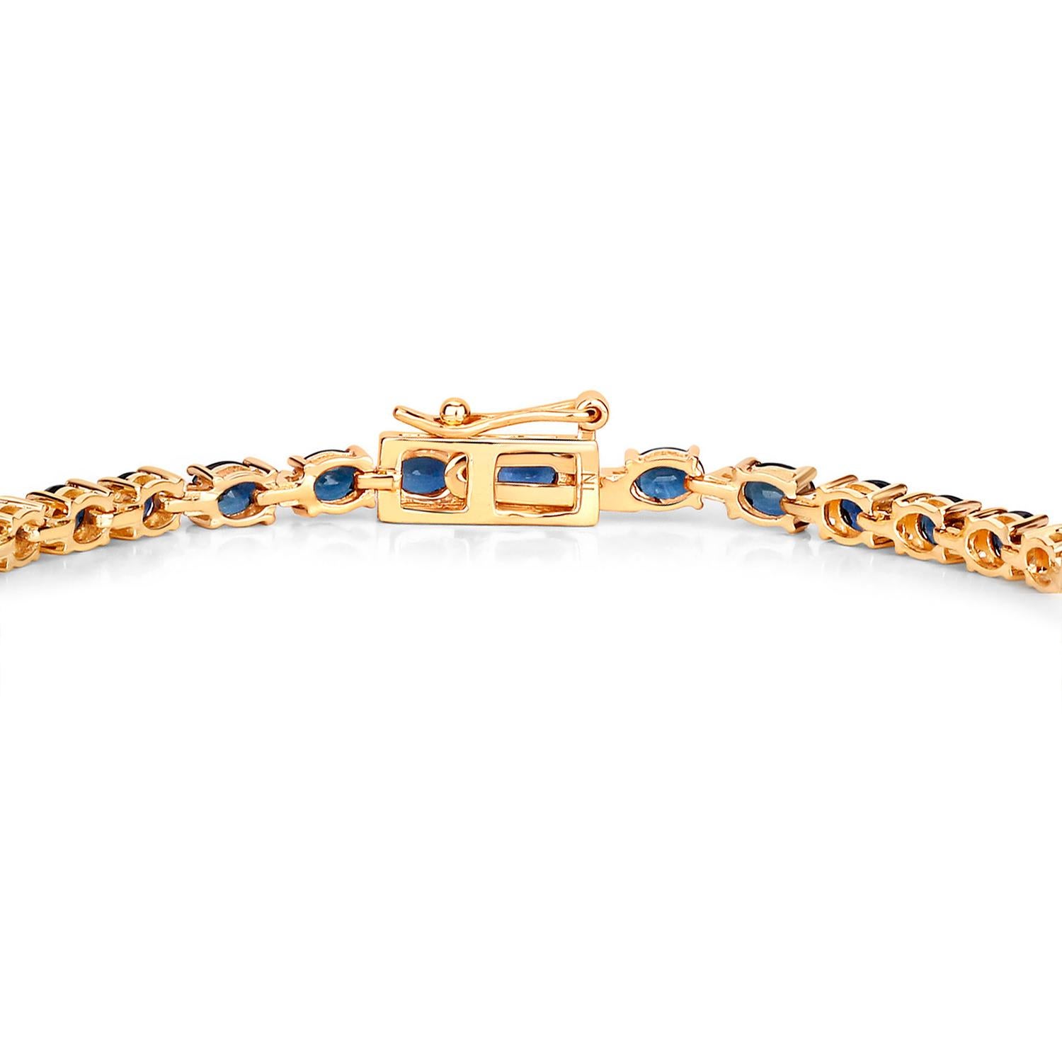 Blue Oval Cut Sapphires Bracelet Diamond Links 6.3 Carats 10K Yellow Gold In Excellent Condition For Sale In Aliso Viejo, CA