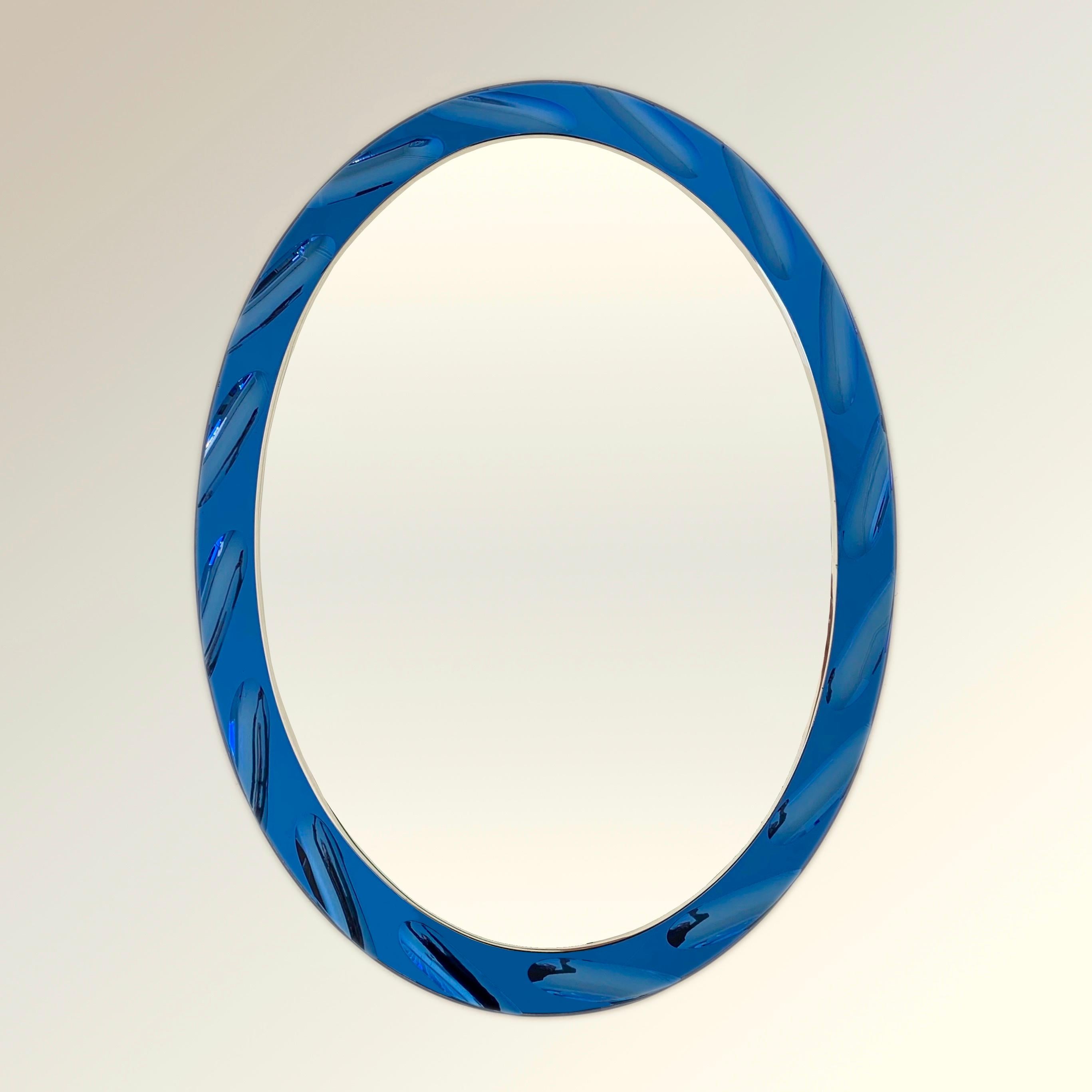 Blue Oval Mirror by Cristal Arte circa 1960, Italy For Sale 9