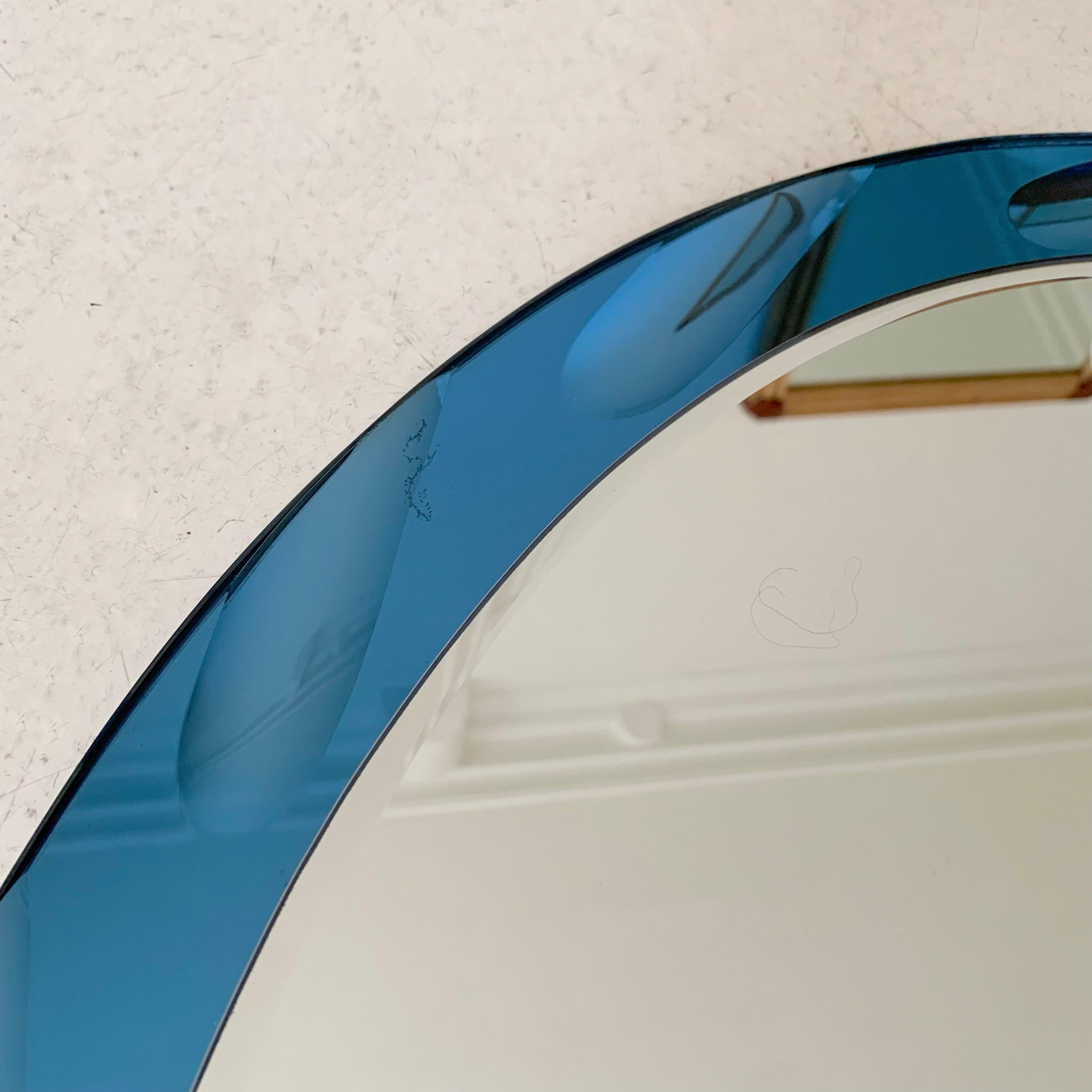 Verre Miroir ovale bleu par Cristal Arte circa 1960, Italie en vente