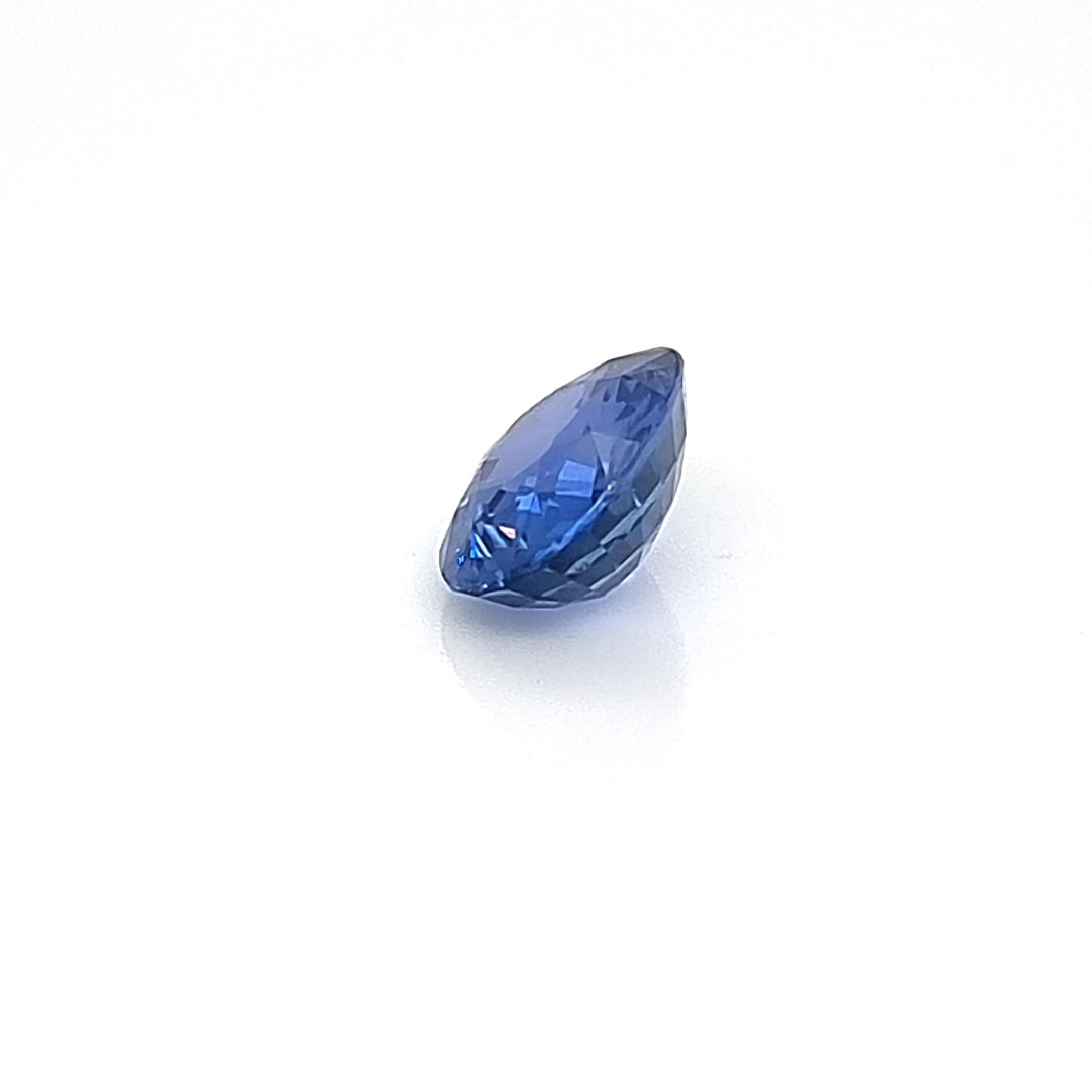Blue Oval Sapphire Sri Lanka 5.18 TCW For Sale 2