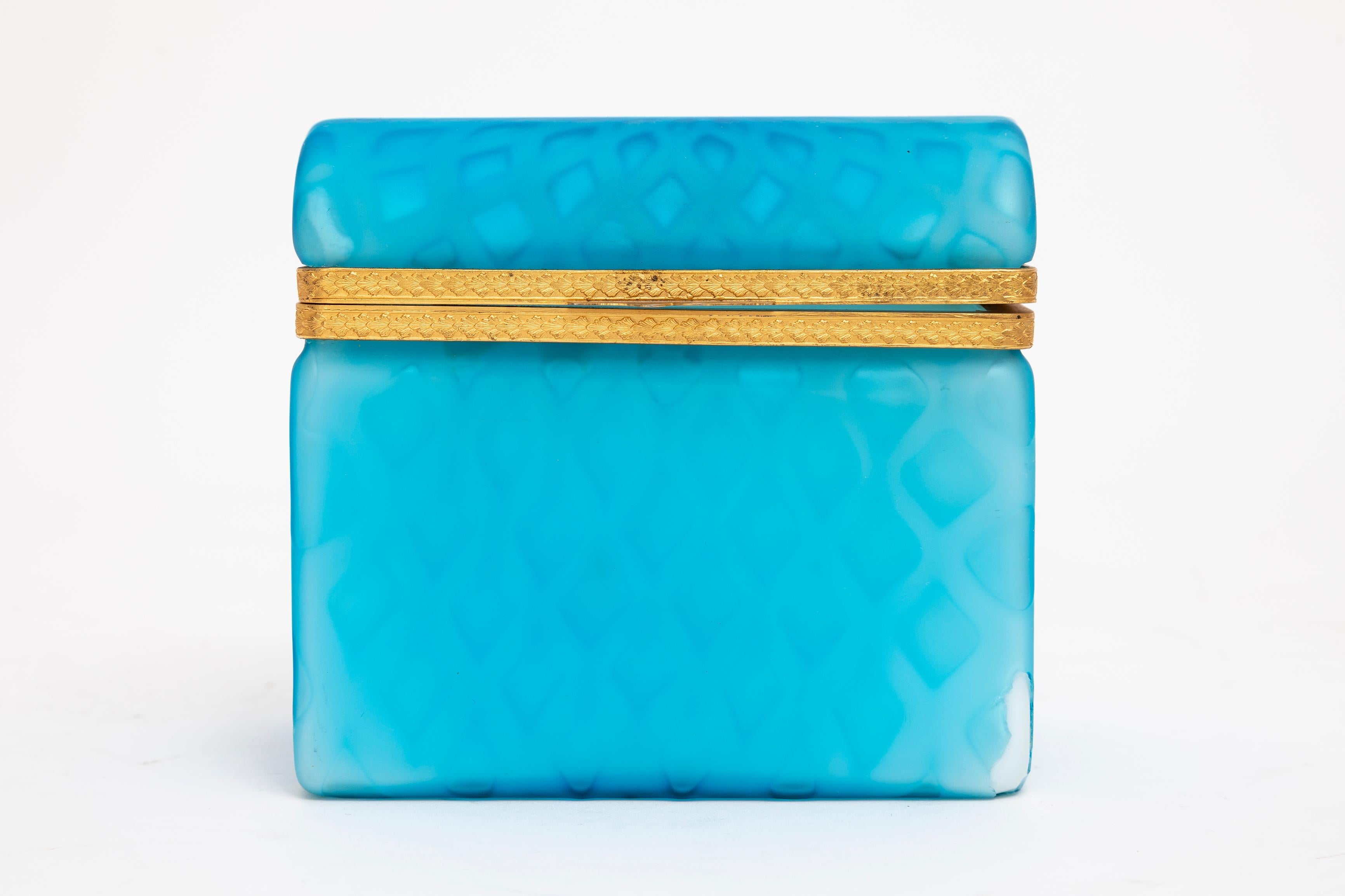Hand-Carved Blue over White Double Overlay Ormolu Mounted Cased Glass Rectangular Box For Sale