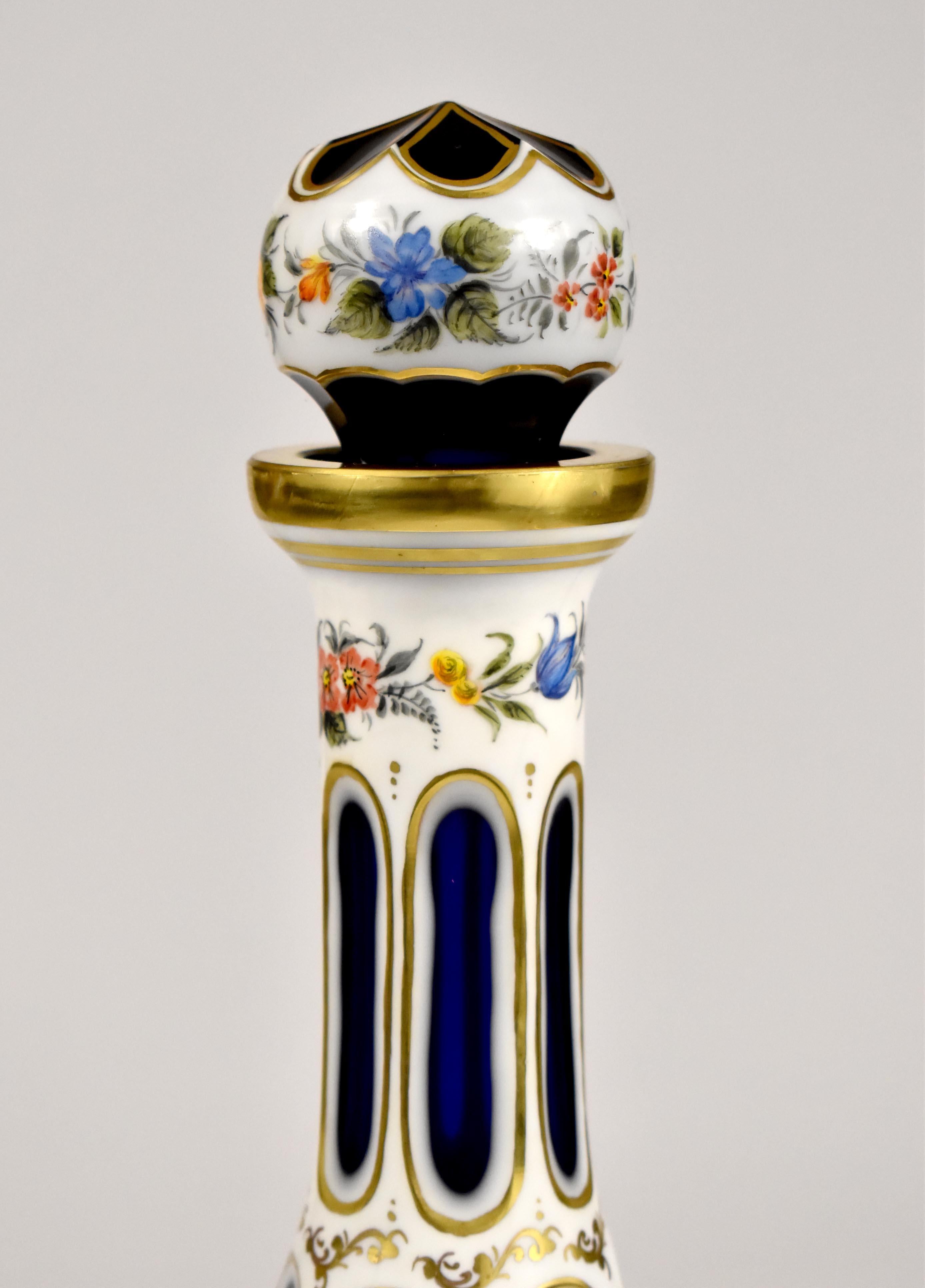 Blauer Overlay-Kaffee mit weißem Opal und sechs Gläsern aus Bohème-Glas, 20. Jahrhundert im Angebot 6