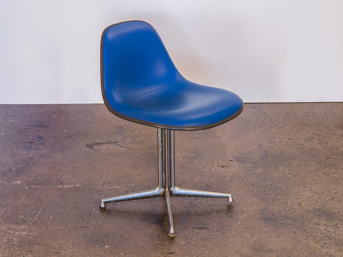 Blue vintage La Fonda chair by Charles and Ray Eames for Herman Miller. Price is for a single chair. We have two blue available. Chairs have been lovingly used, with wear varying from chair-to-chair, giving each their own distinct characteristics.