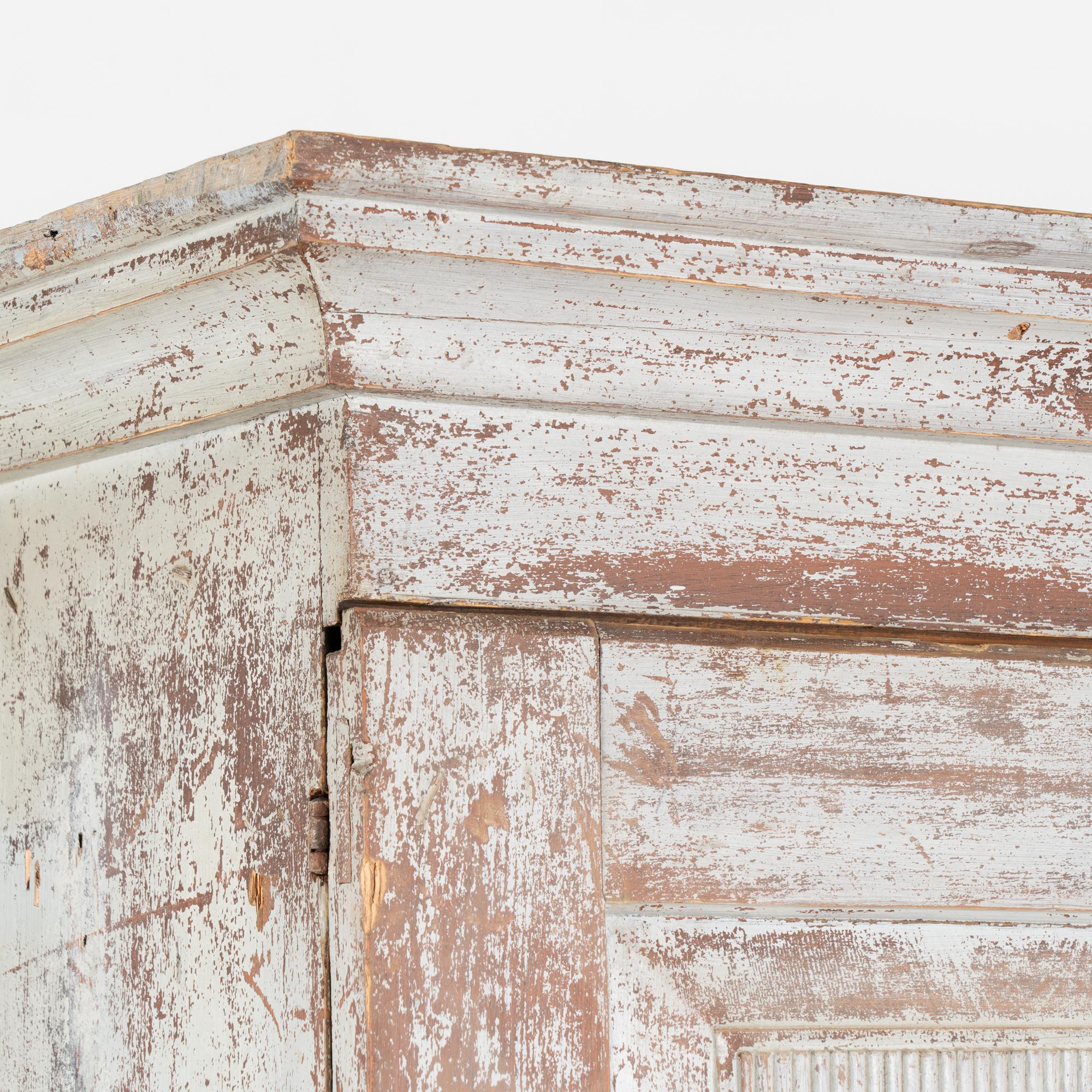 Blue Painted Armoire Cabinet from Sweden, circa 1820 In Good Condition In Round Top, TX