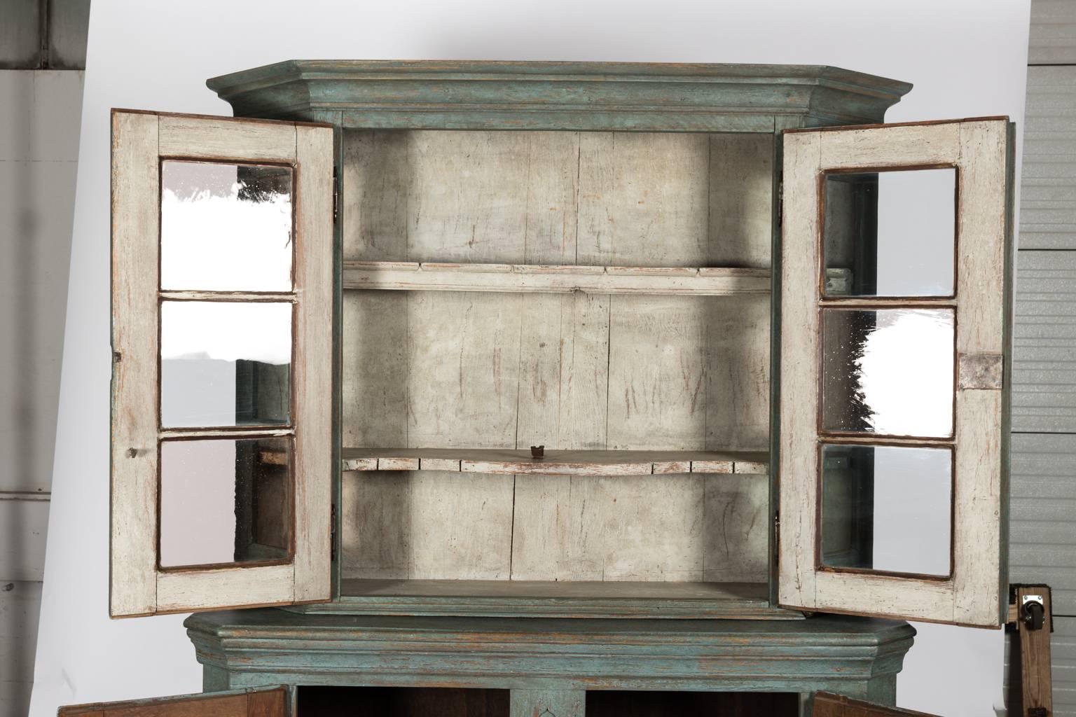 Blue Painted Baroque Display Cabinet In Good Condition For Sale In Stamford, CT