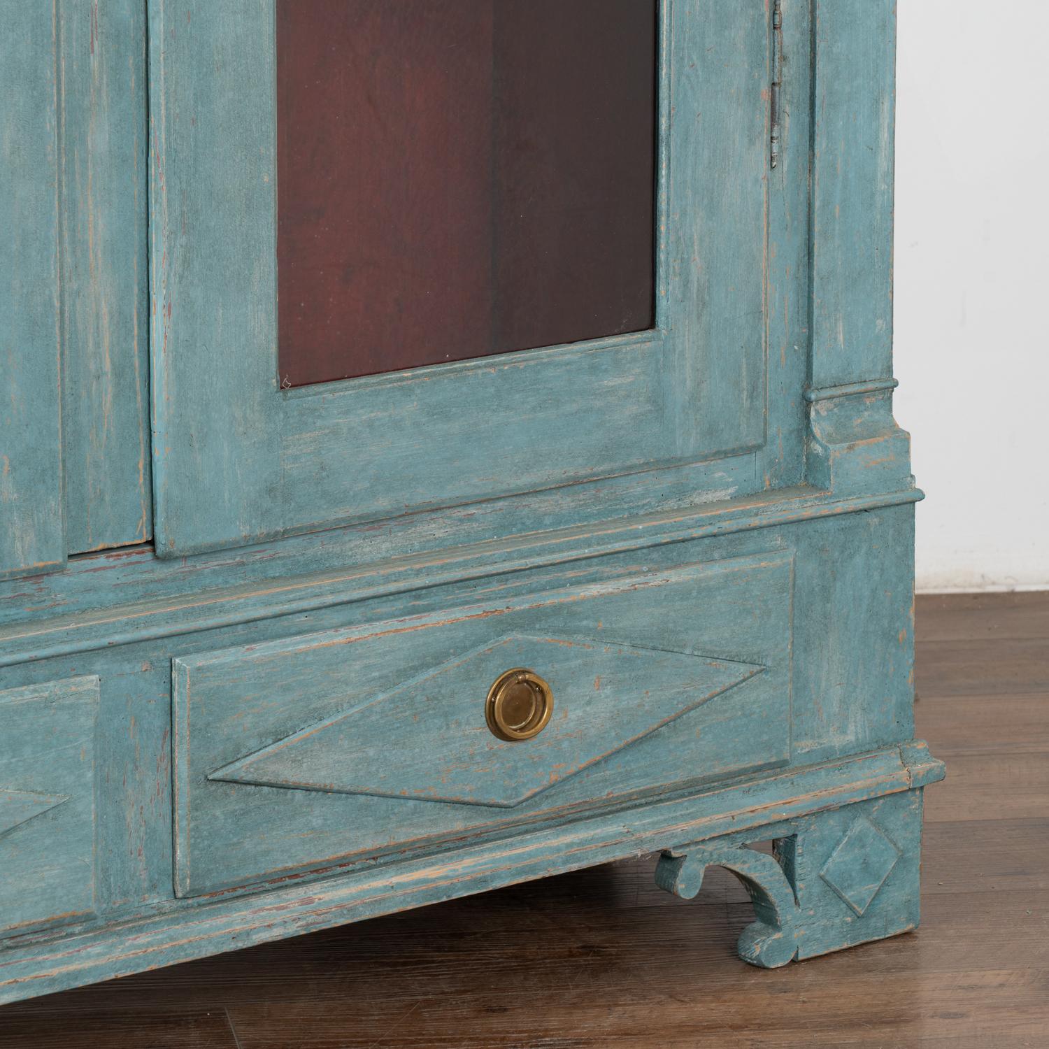 Blue Painted Bookcase Display Cabinet with Glass Doors, Denmark circa 1840 For Sale 4