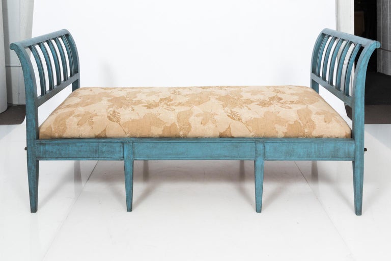 Blue Painted Day Bed For Sale at 1stDibs