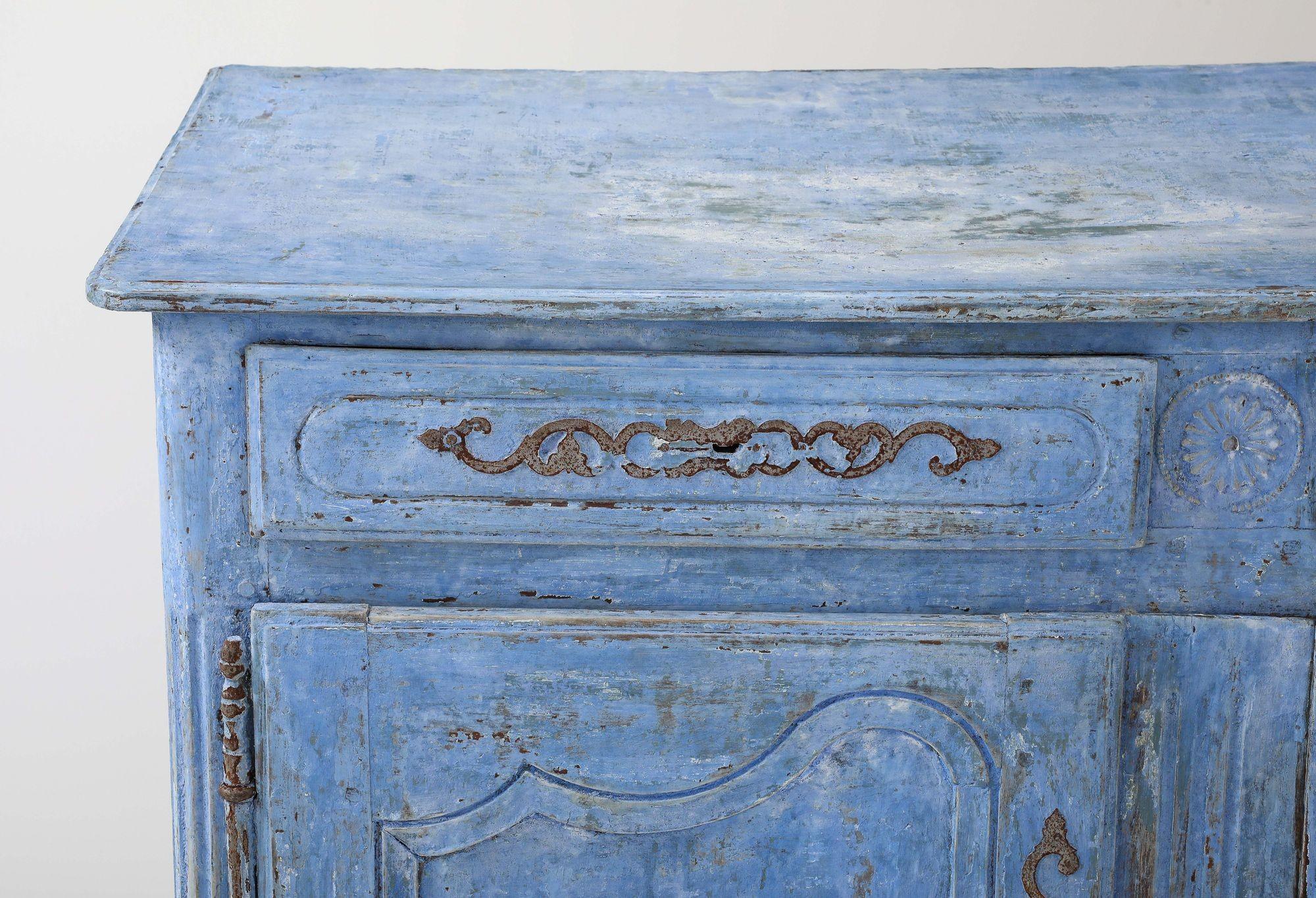Bois Buffet français peint en bleu, milieu du 19e siècle en vente