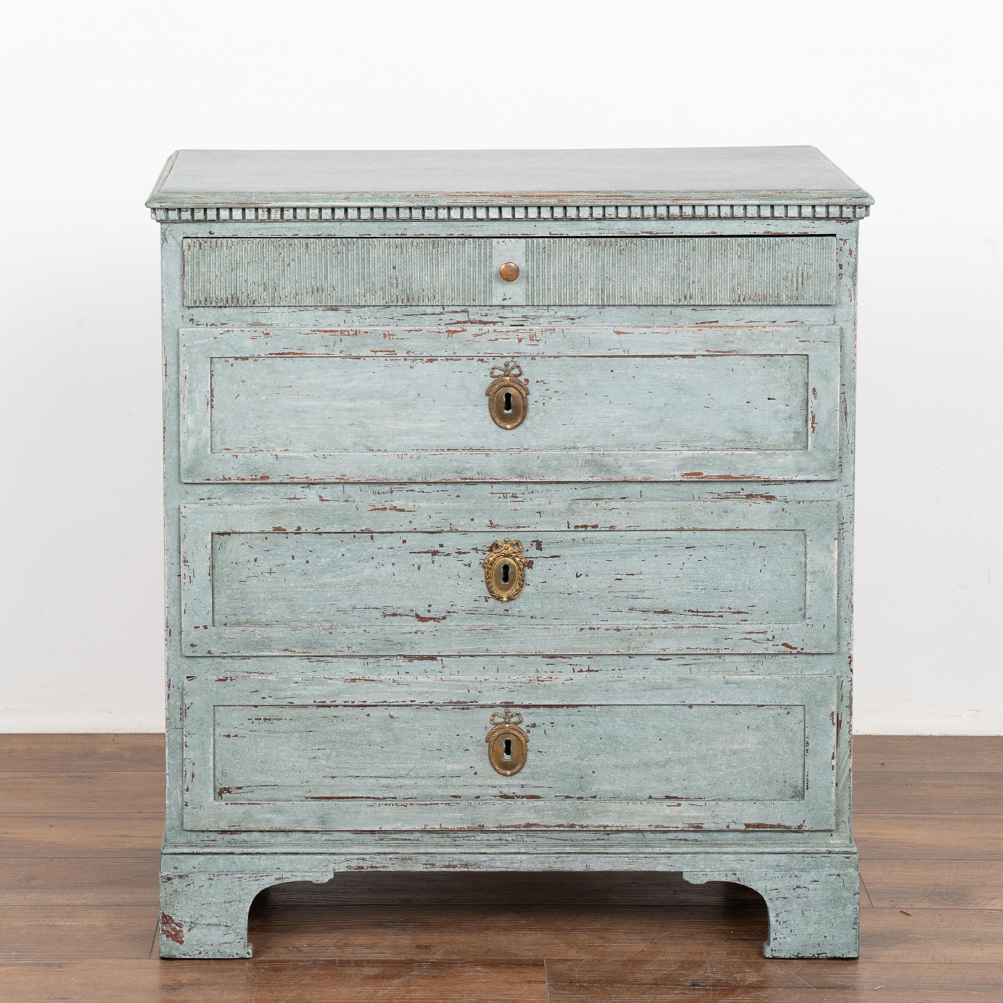 Blue Painted Gustavian Pine Chest of Three Drawers, Sweden circa 1820-40 In Good Condition In Round Top, TX