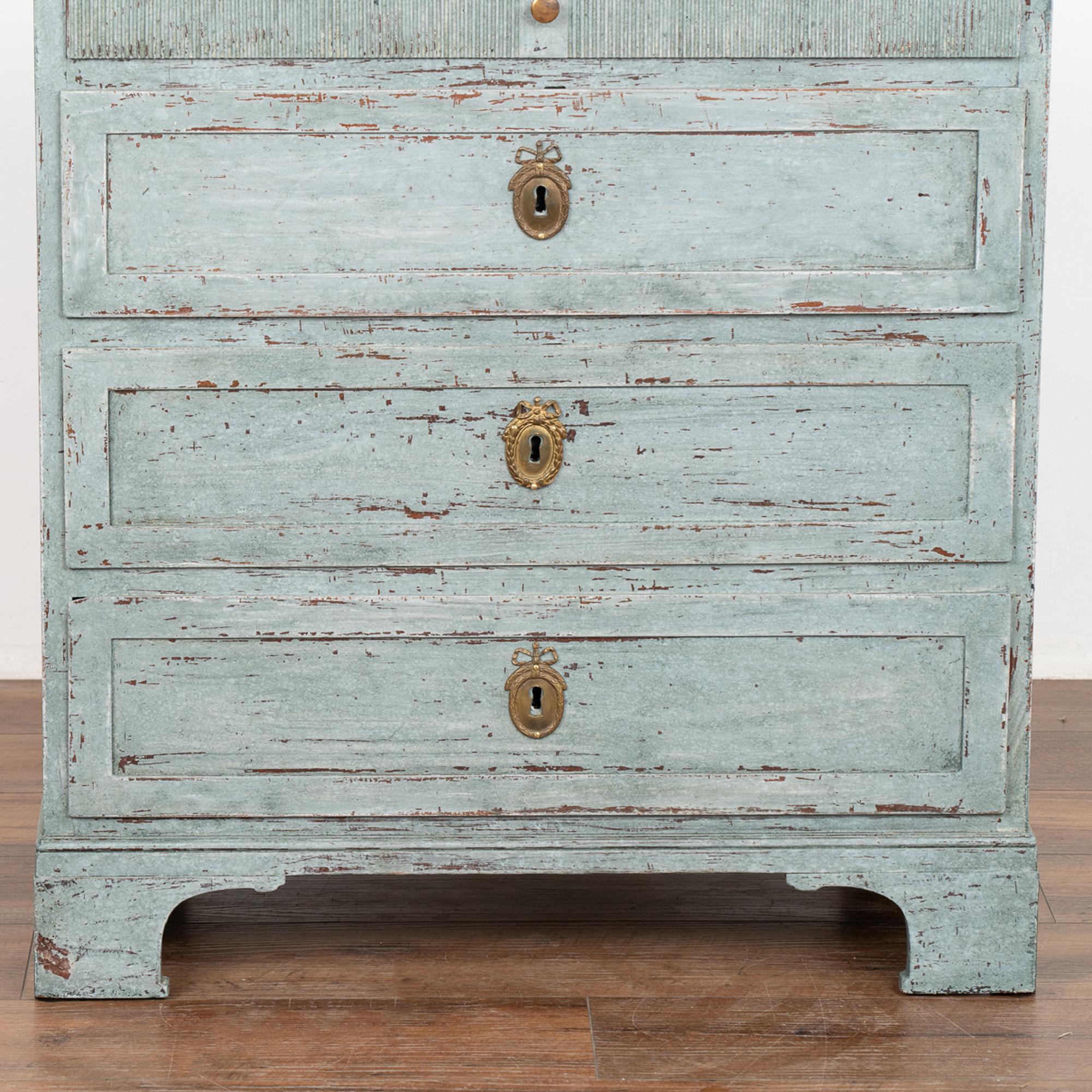 Blue Painted Gustavian Pine Chest of Three Drawers, Sweden circa 1820-40 1