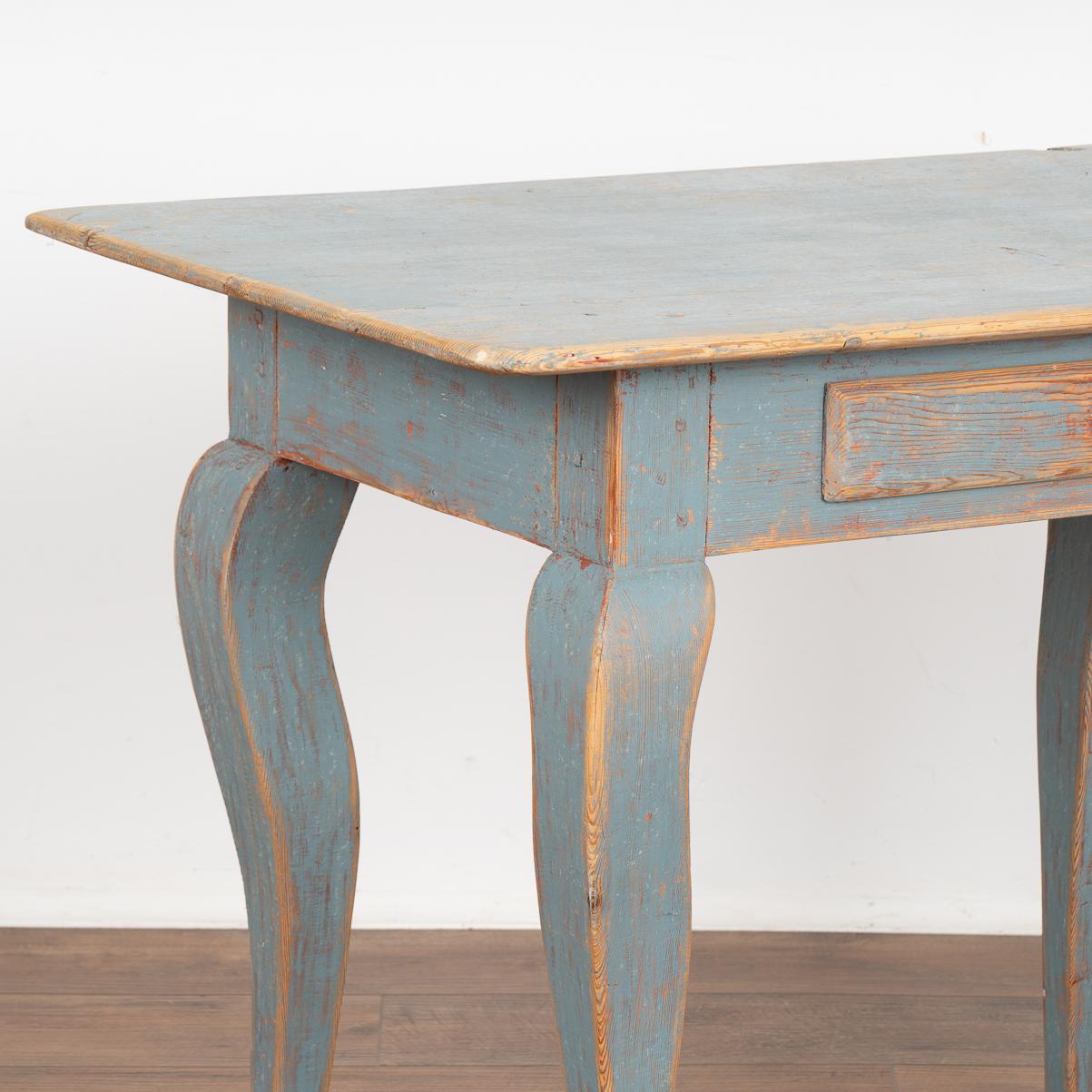 Blue Painted Pine Side Table With Cabriolet Legs, Sweden circa 1820-40 For Sale 1