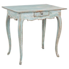 Table d'appoint suédoise peinte en bleu, avec pieds en cabriolet, vers 1800