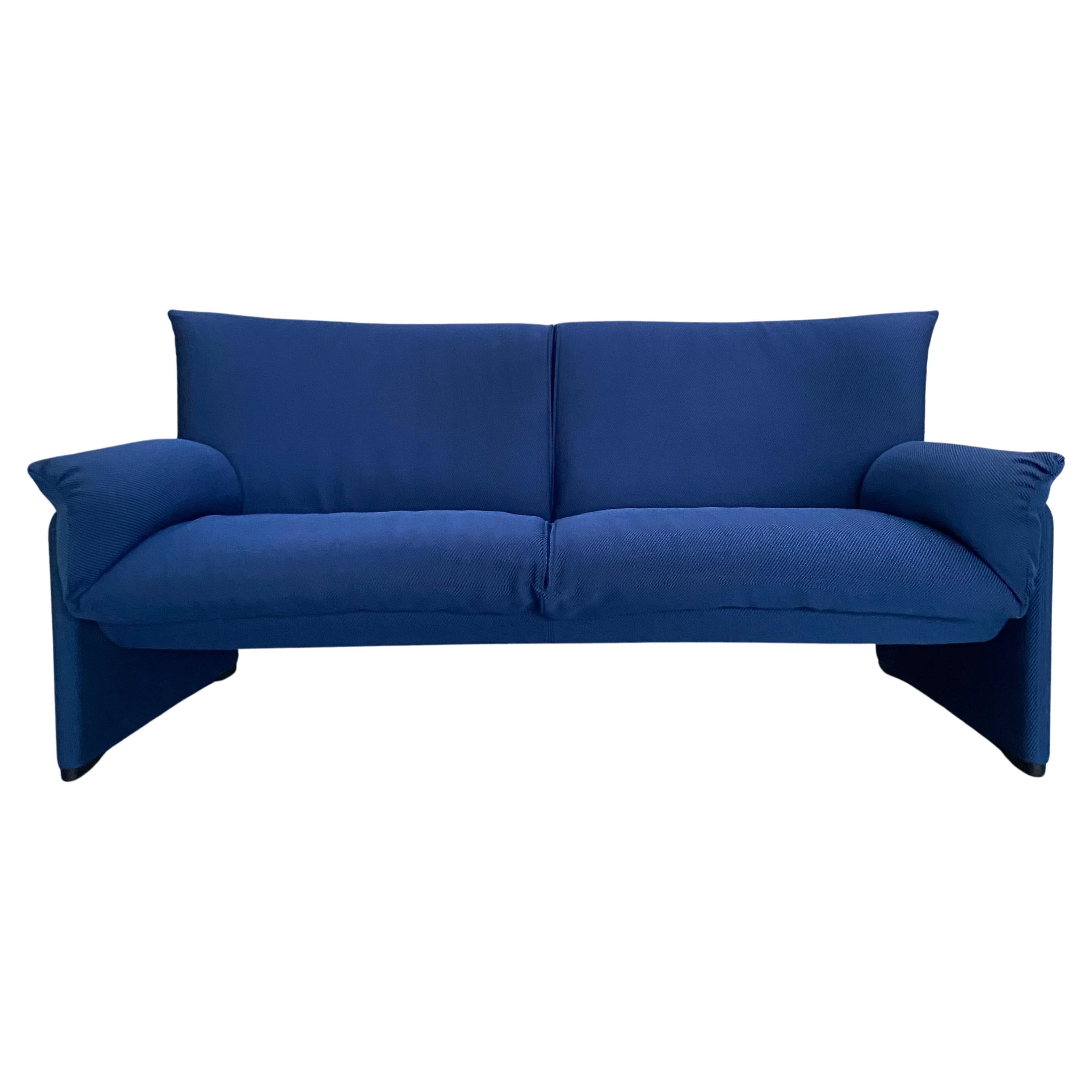 Blue "PALMARIA 709" 2-seater sofa by Vico Magistretti for Cassina, ITALY 1980 For Sale