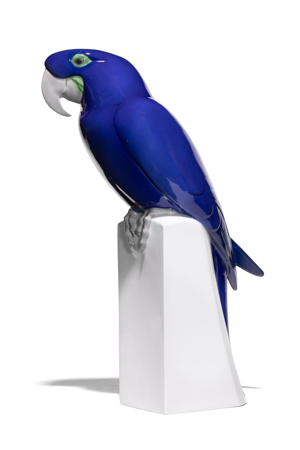 Fait main Bing & Grondahl - Figurine en porcelaine bleue « PARROTT » en vente