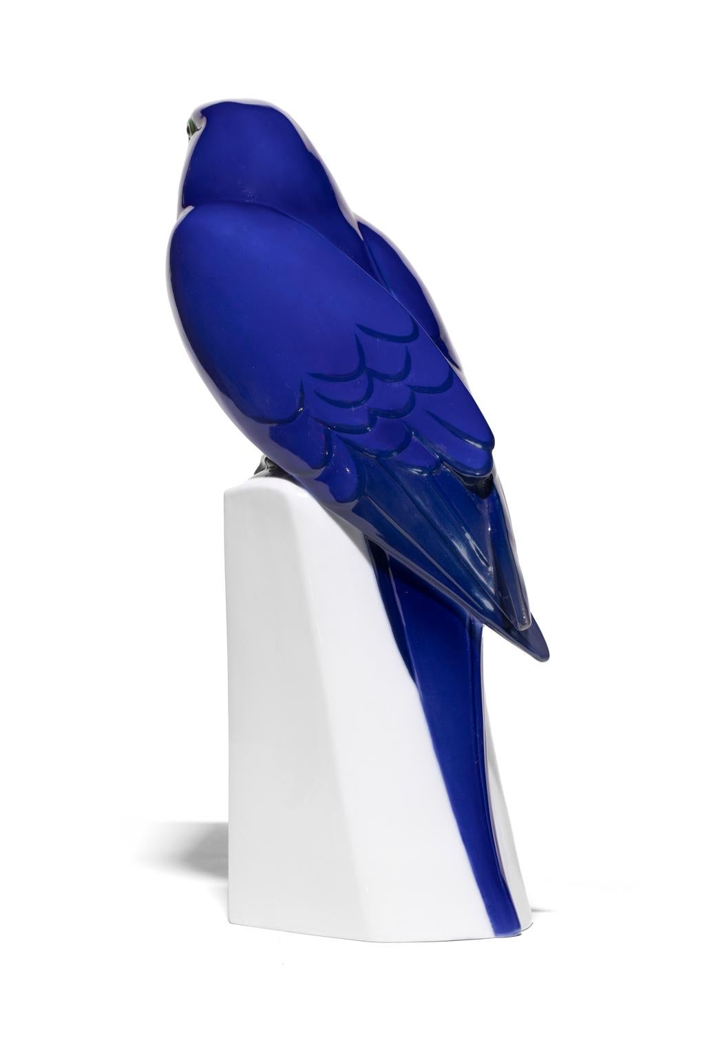 Bing & Grondahl - Figurine en porcelaine bleue « PARROTT » Excellent état - En vente à Bloomfield Hills, MI