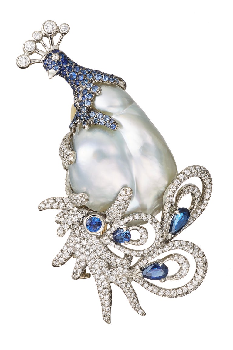 Blue Pearl Blue Sapphires White Diamonds Brooch Aenea Jewellery In New Condition For Sale In Salzburg, AT