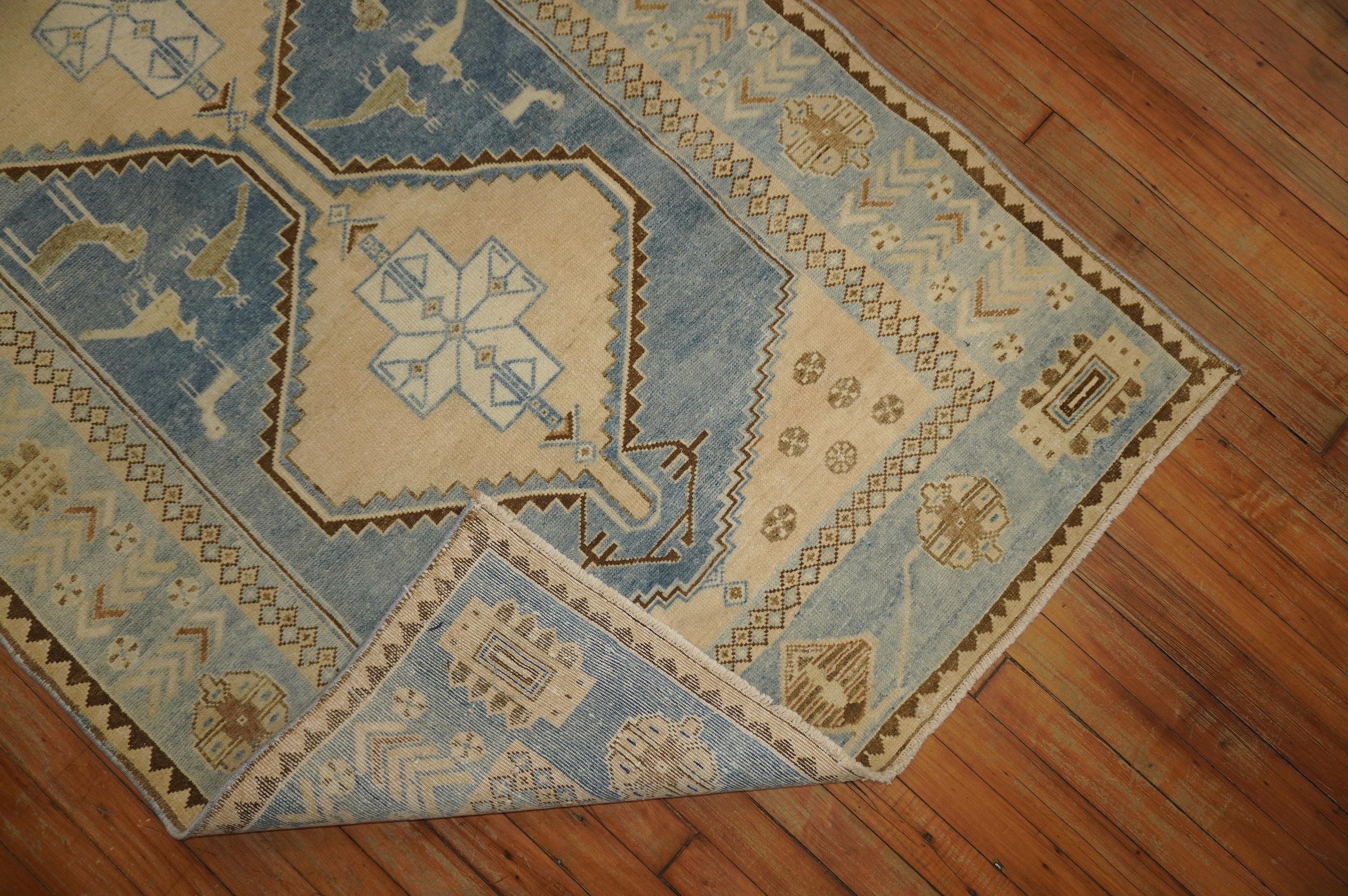 Blue Pigeon Motif Persian Malayer Runner, 20th Century 3