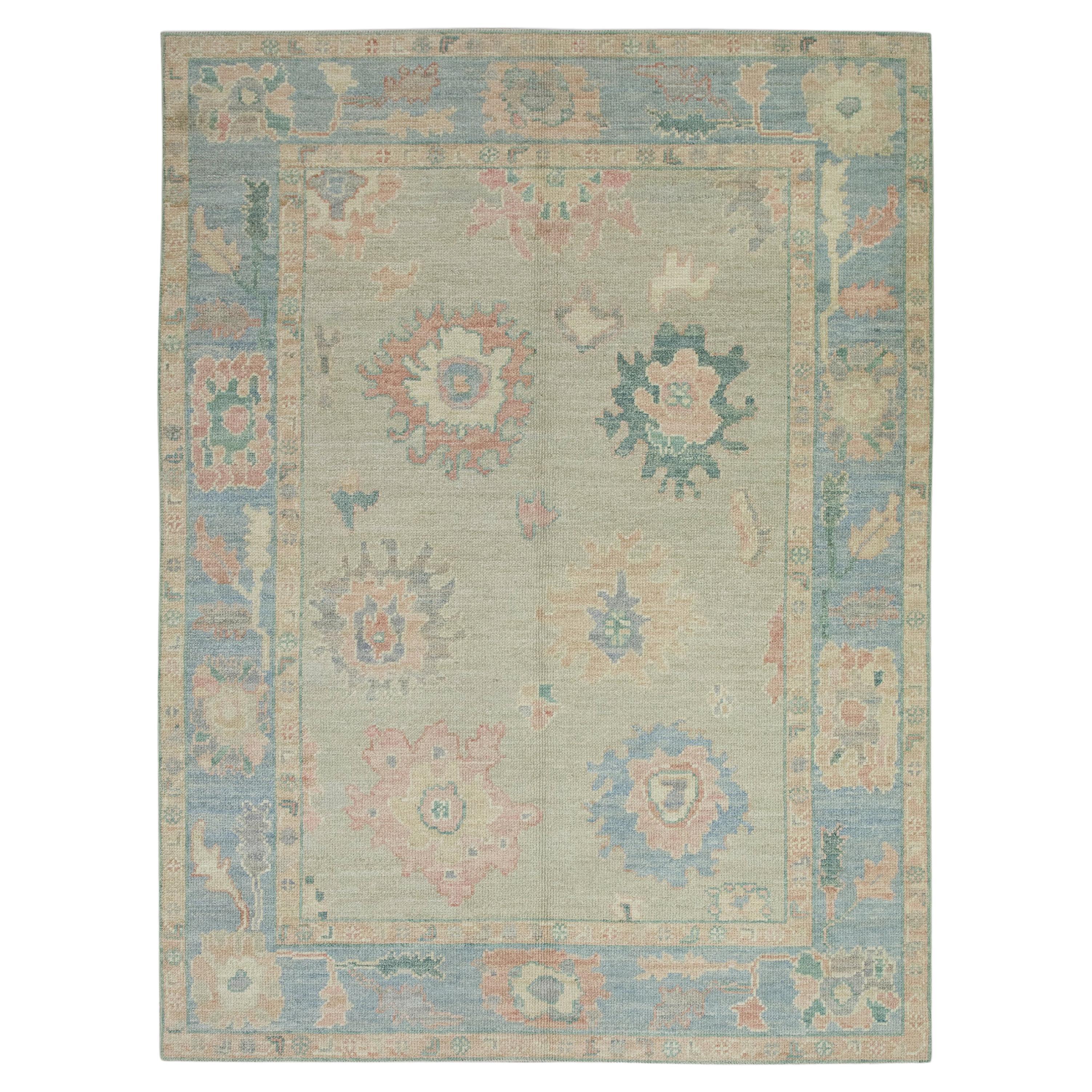 Tapis turc Oushak en laine tissée à la main à motifs floraux bleus et roses 5' x 6'11"