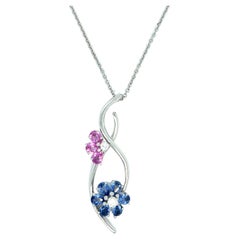 Collier à pendentif fleur en saphir bleu et rose