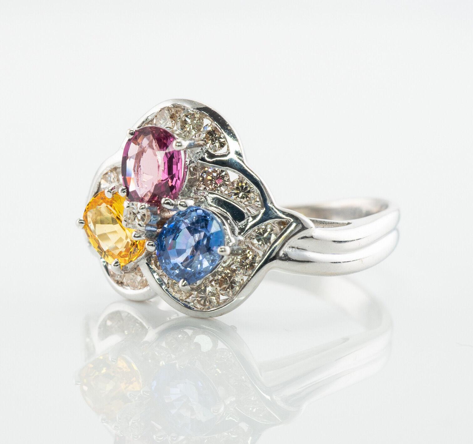 Blue Pink Yellow Sapphire Diamond Ring 14K Gold Three stones In Good Condition For Sale In East Brunswick, NJ