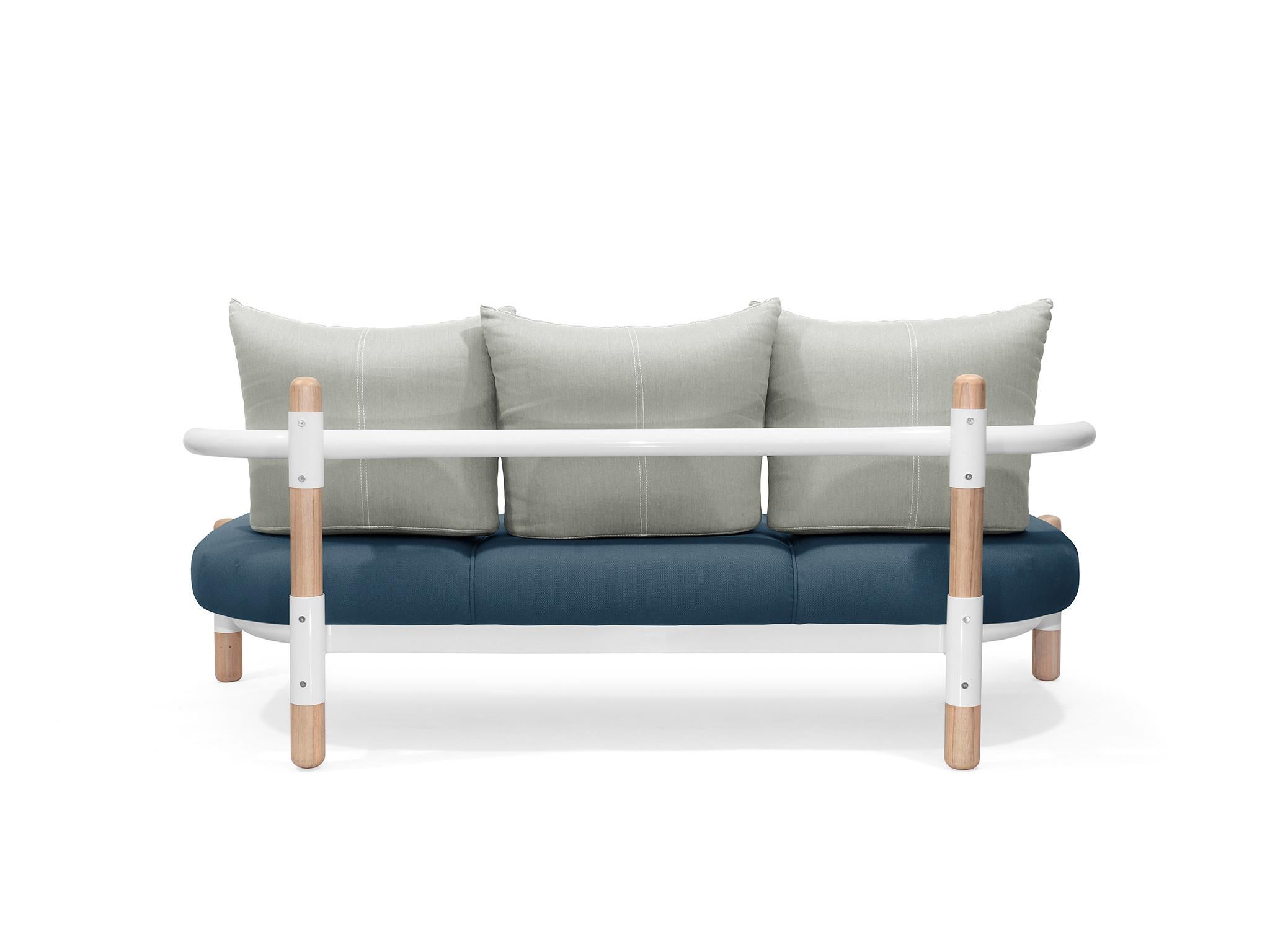 Brazilian Blue PK15 Three-Seat Sofa, Carbon Steel Structure and Wood Legs by Paulo Kobylka For Sale