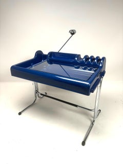 Blauer Kunststoff-Tisch "Orix Blu" von Parigi und Prina für Molteni, Italien 1970er