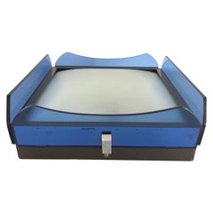 Lámpara empotrada de plexiglás y cristal azul de VECA, años 60, Italia Lámpara empotrada de plexiglás y cristal azul de VECA, años 60, Italia