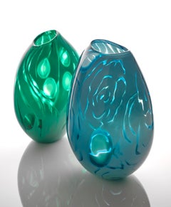 Blue Poppy Graal, unique blown glass vessel by Michèle Oberdieck