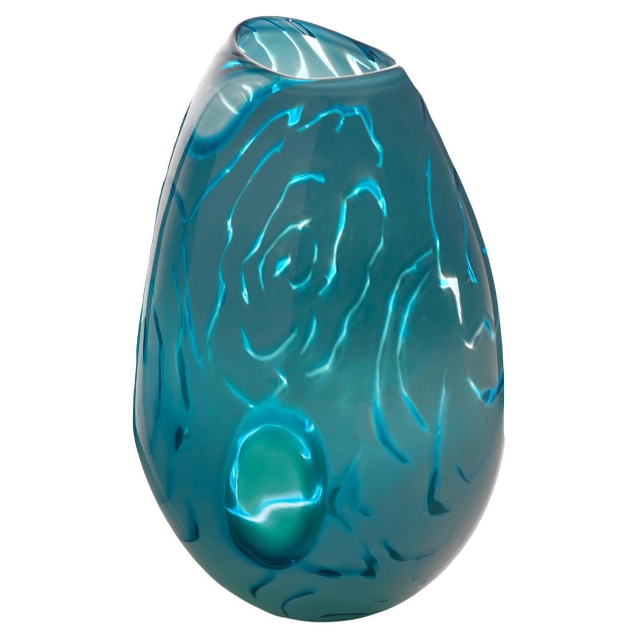 Blauer Mohn Graal, einzigartiges mundgeblasenes Glasgefäß von Michèle Oberdieck im Angebot