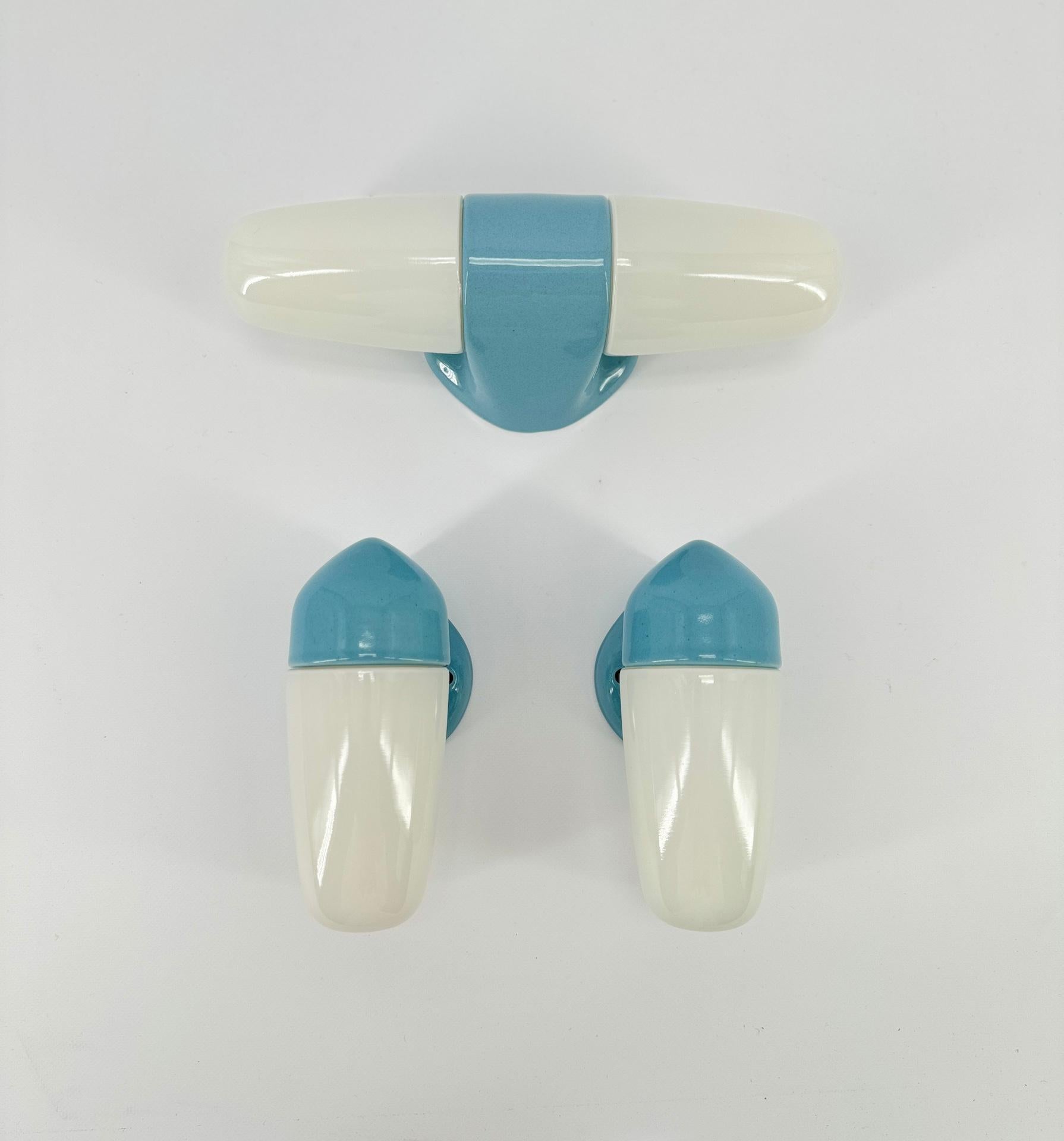 Blue Porcelain and Opalines Sconce By Wilhelm Wagenfeld For Lindner 1958 For Sale 4