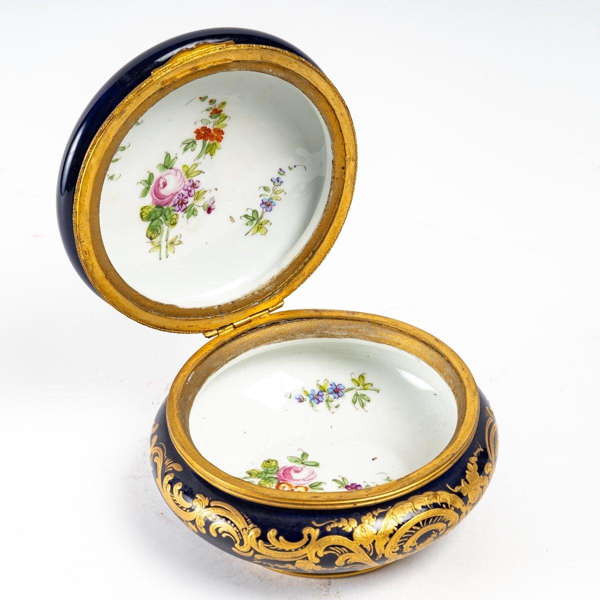 Gilt Blue Porcelain Candy Box-coffret End of 19th Century