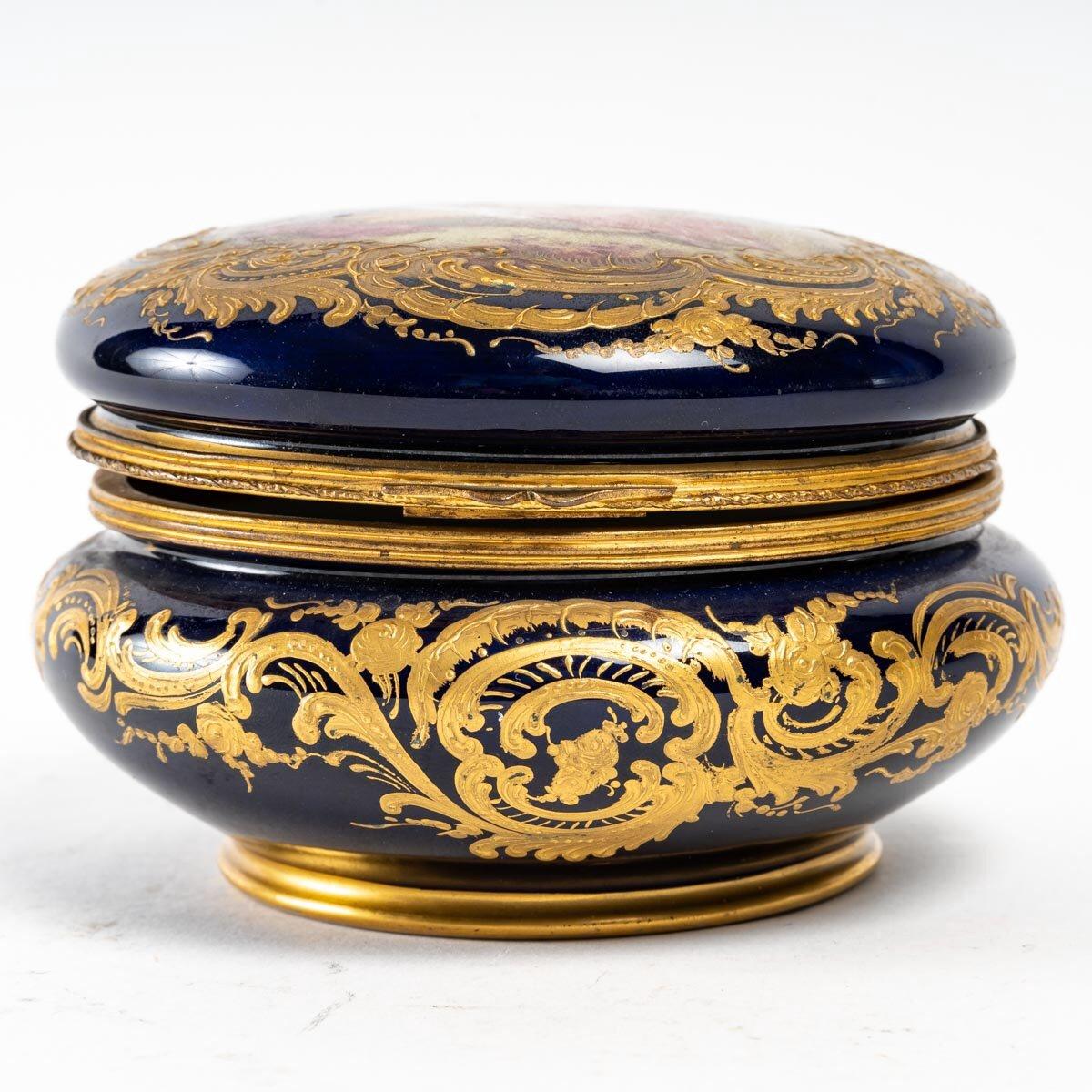 Bronze Blue Porcelain Candy Box-coffret End of 19th Century