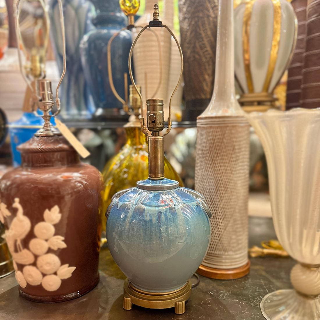 Blaue Porzellanlampe im Angebot 2