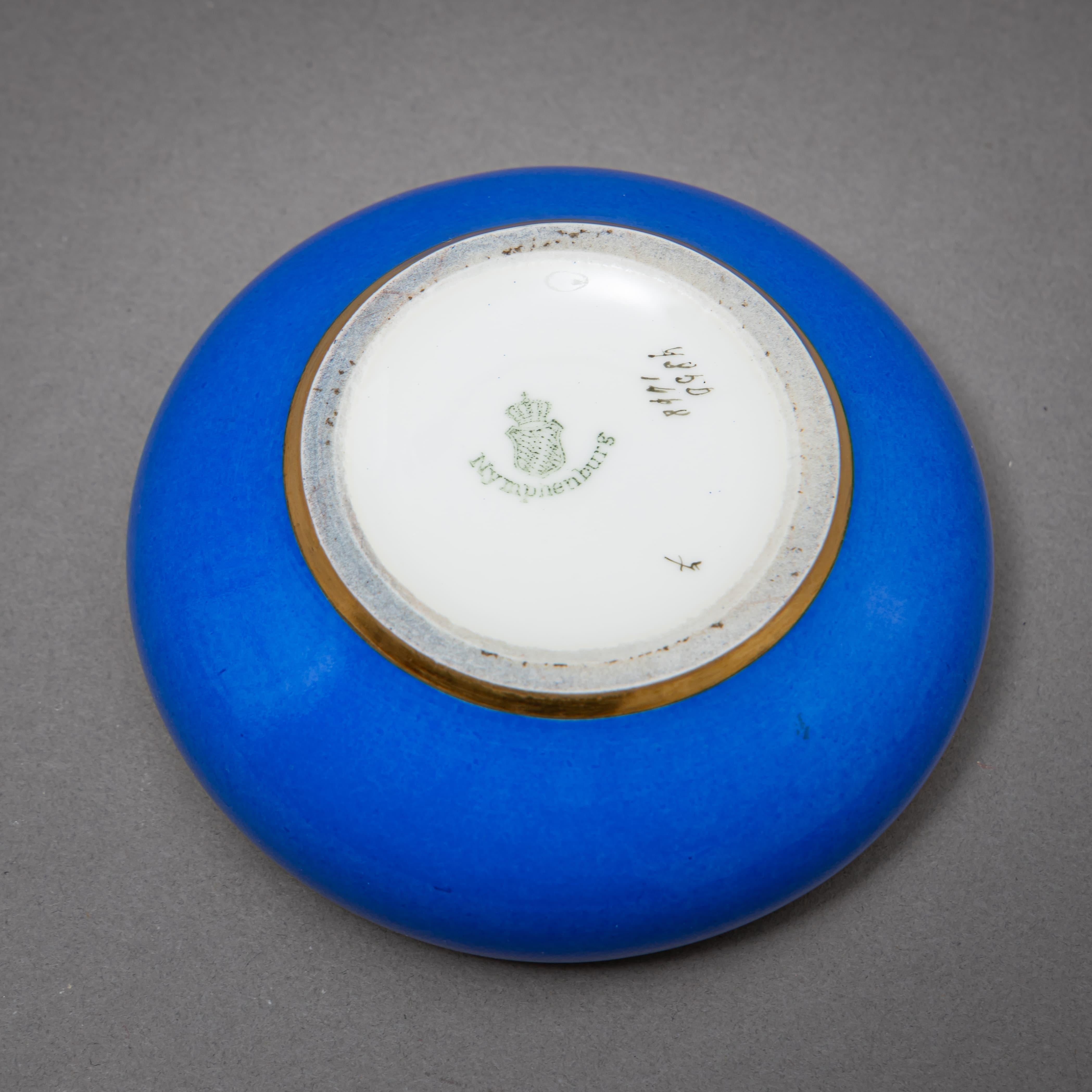 Blue Porcelain Lidded Box, Nymphenburg, circa 1900 For Sale 1