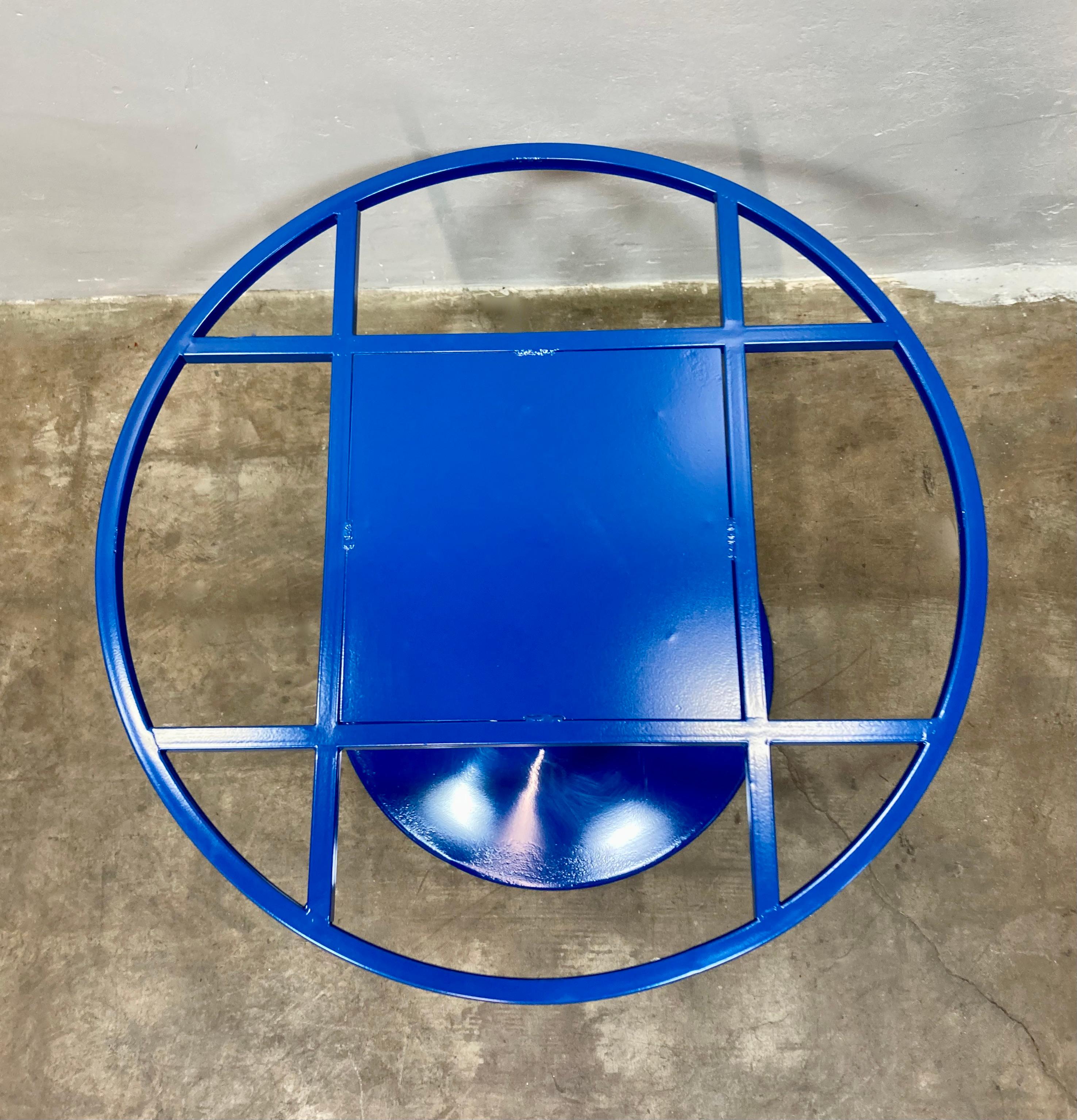 Mid-Century Modern Blue Powder-Coated Steel Round Table Base For Sale
